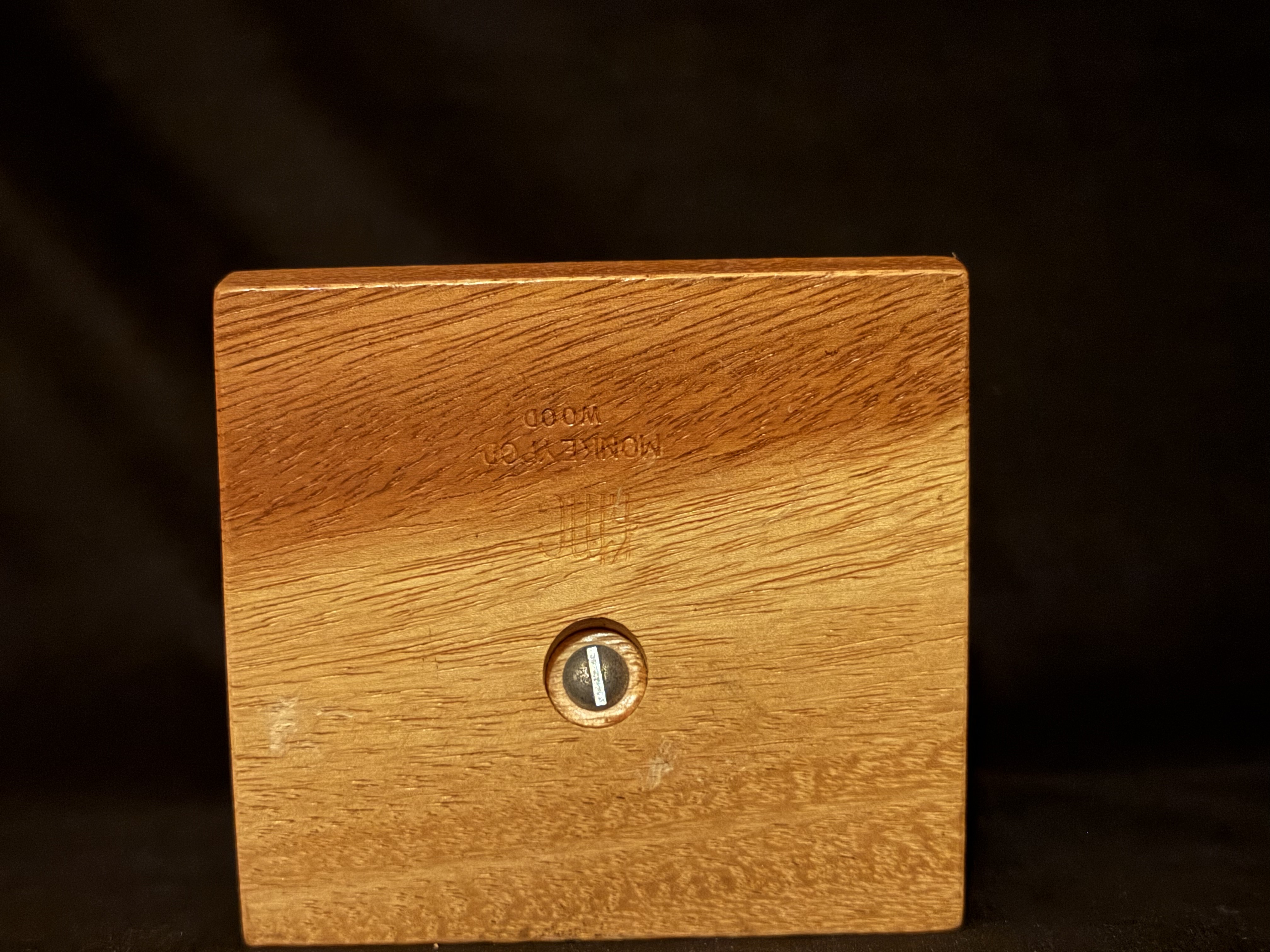 Wooden Pipe Stand for 2 Pipes, Gold-Tone Metal Post, Takes Apart 10