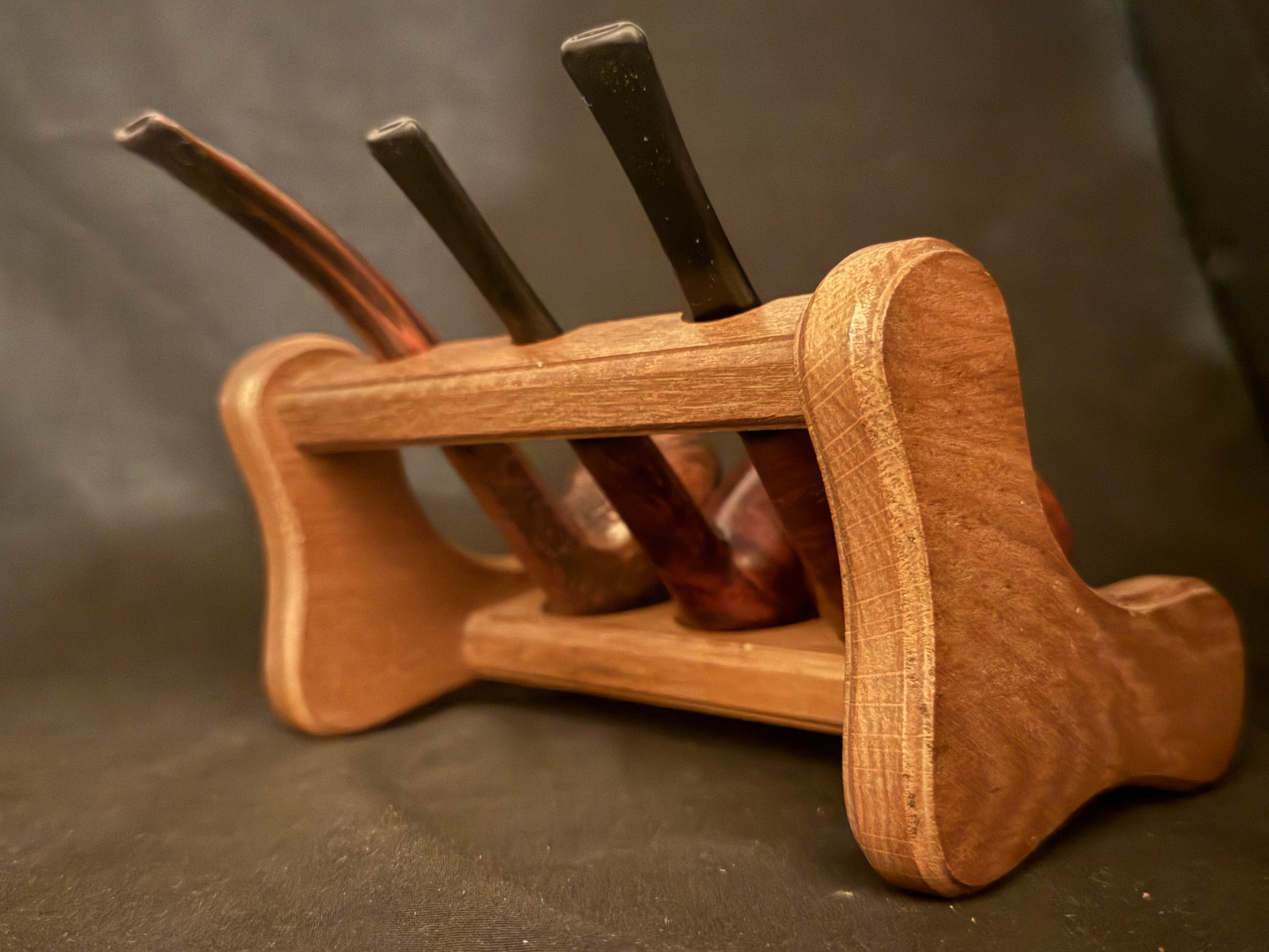 3 Pipes Classic Wooden Stand 5
