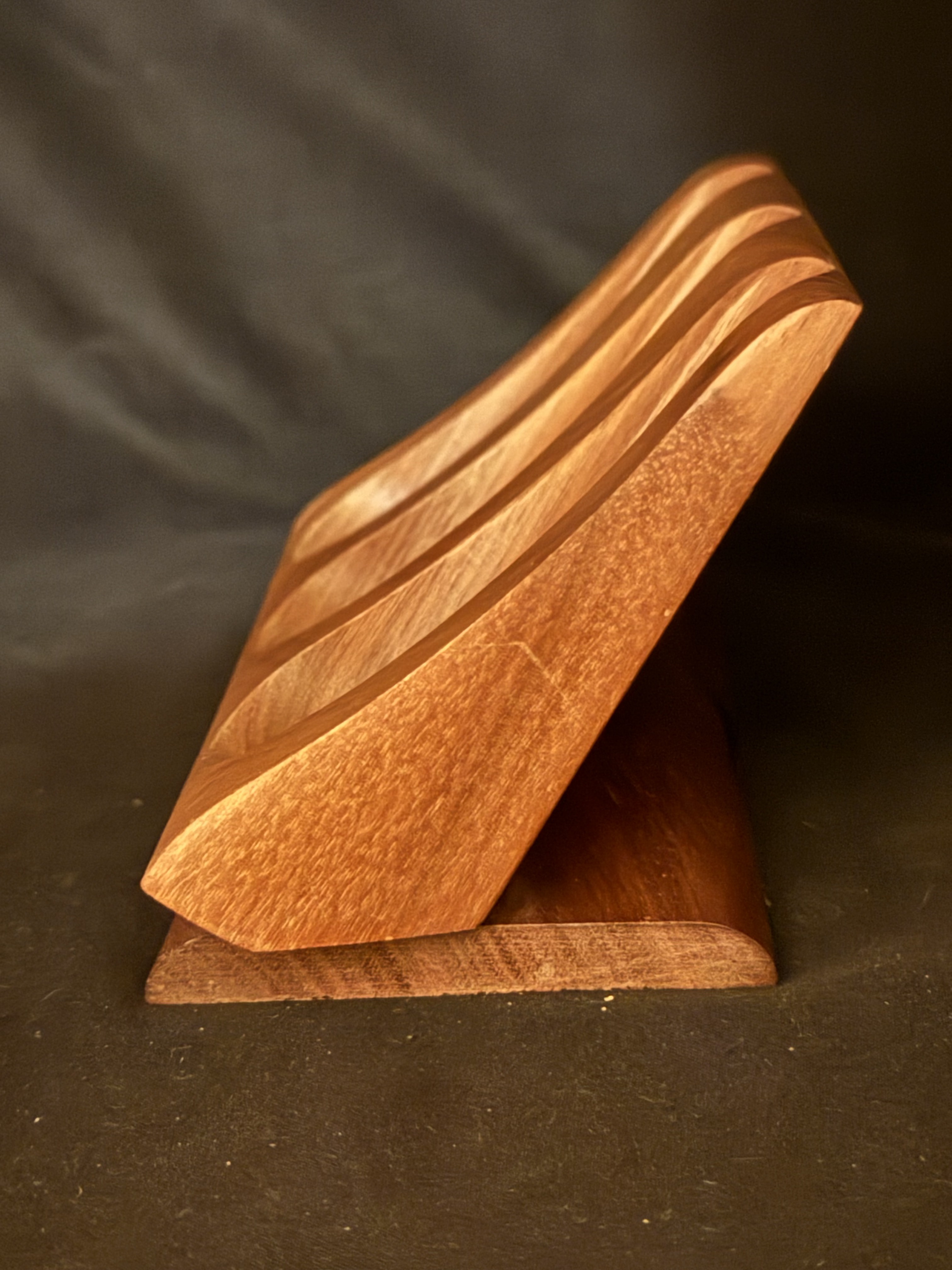 Wooden Pipe Stand for 3 Pipes, Natural Wood Finish, Slanted Rack 8
