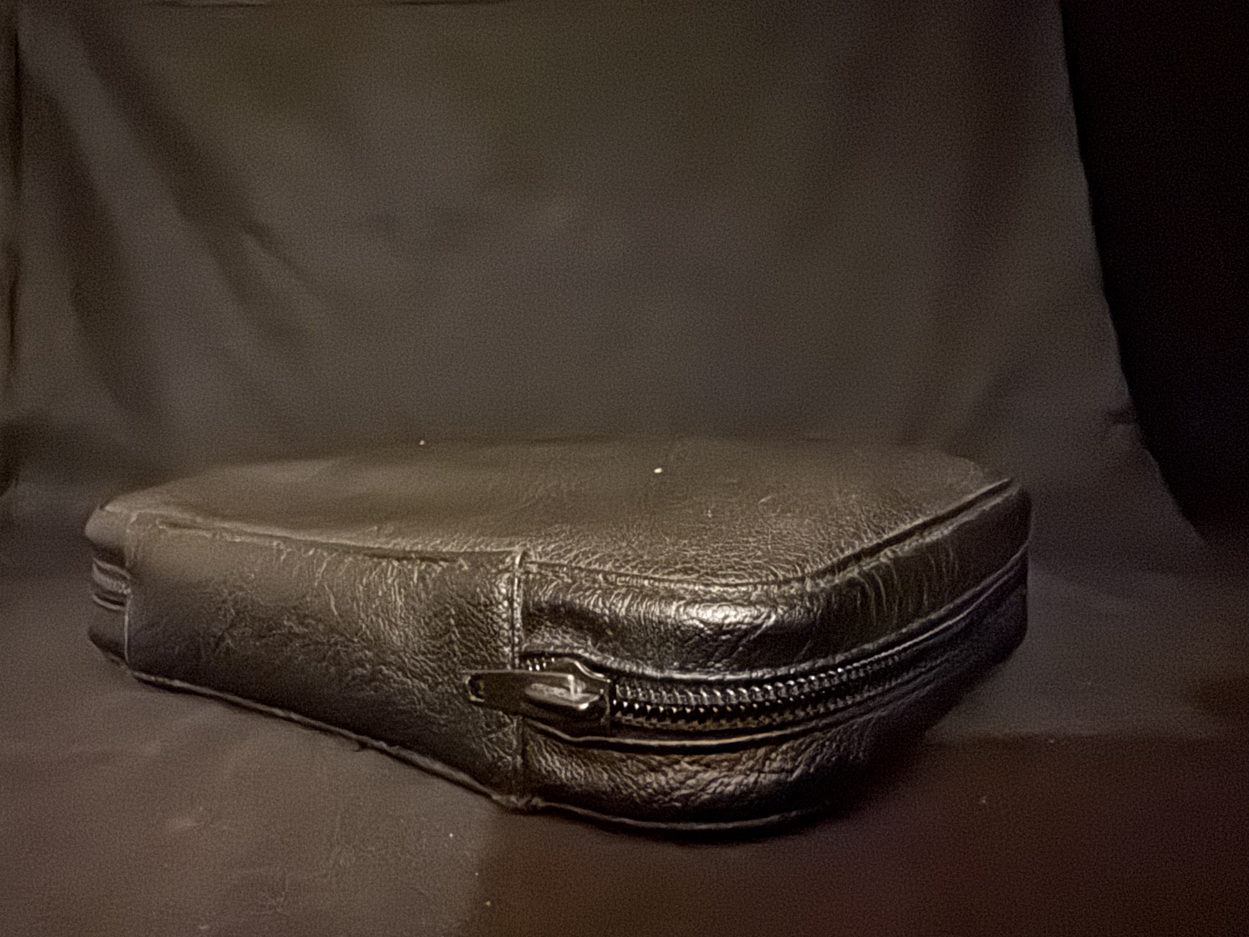 Black Textured Leather Pipe Bag for 4 Pipes, Zip Case, Tobacco Tin Slot 6
