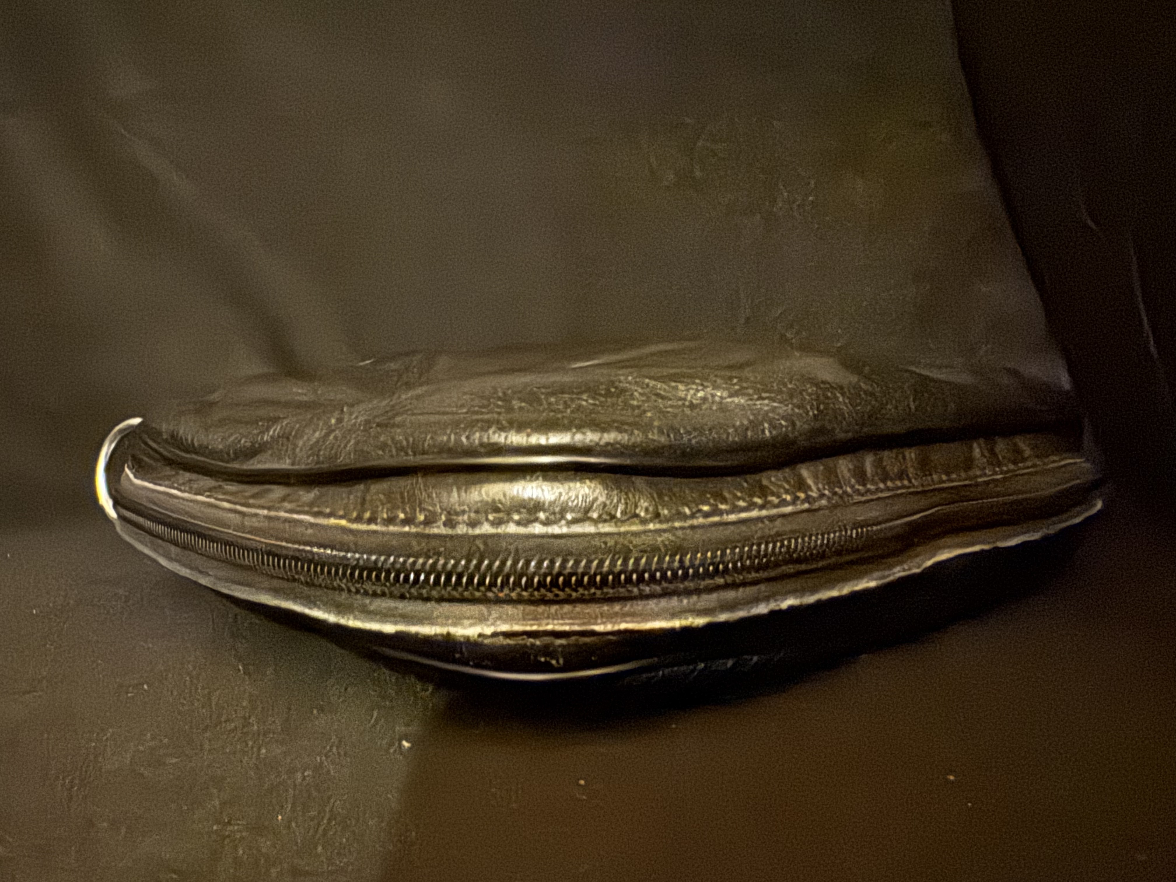 DERESO Black Leather Pipe Bag for 7 Pipes, Accessories and Tobacco Tin, Pre-Used in Very Good Condition 8