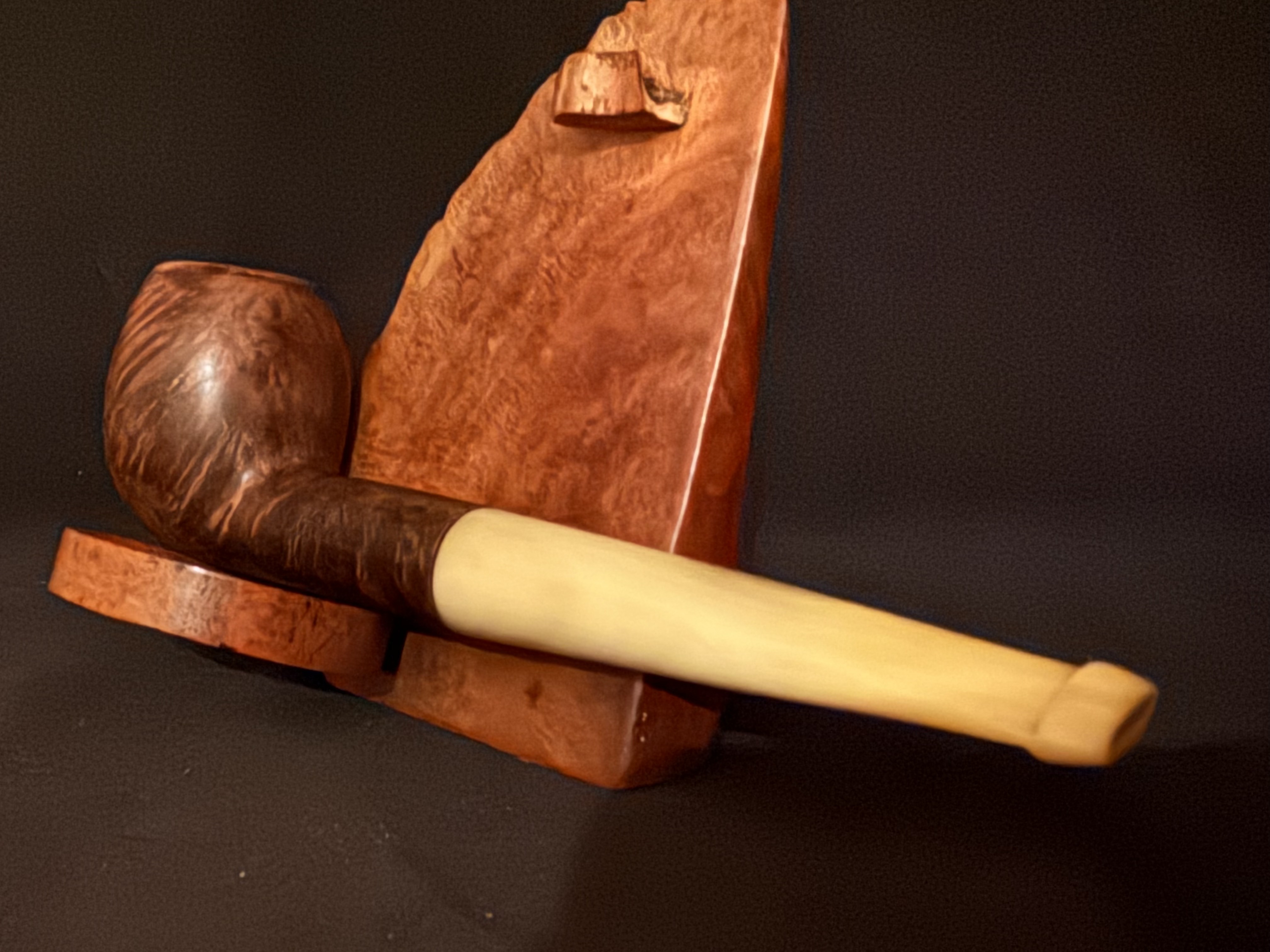 A.M. Bruyere Garantie Smooth Straight Estate Pipe, Light Stem, Vertical Grain 9