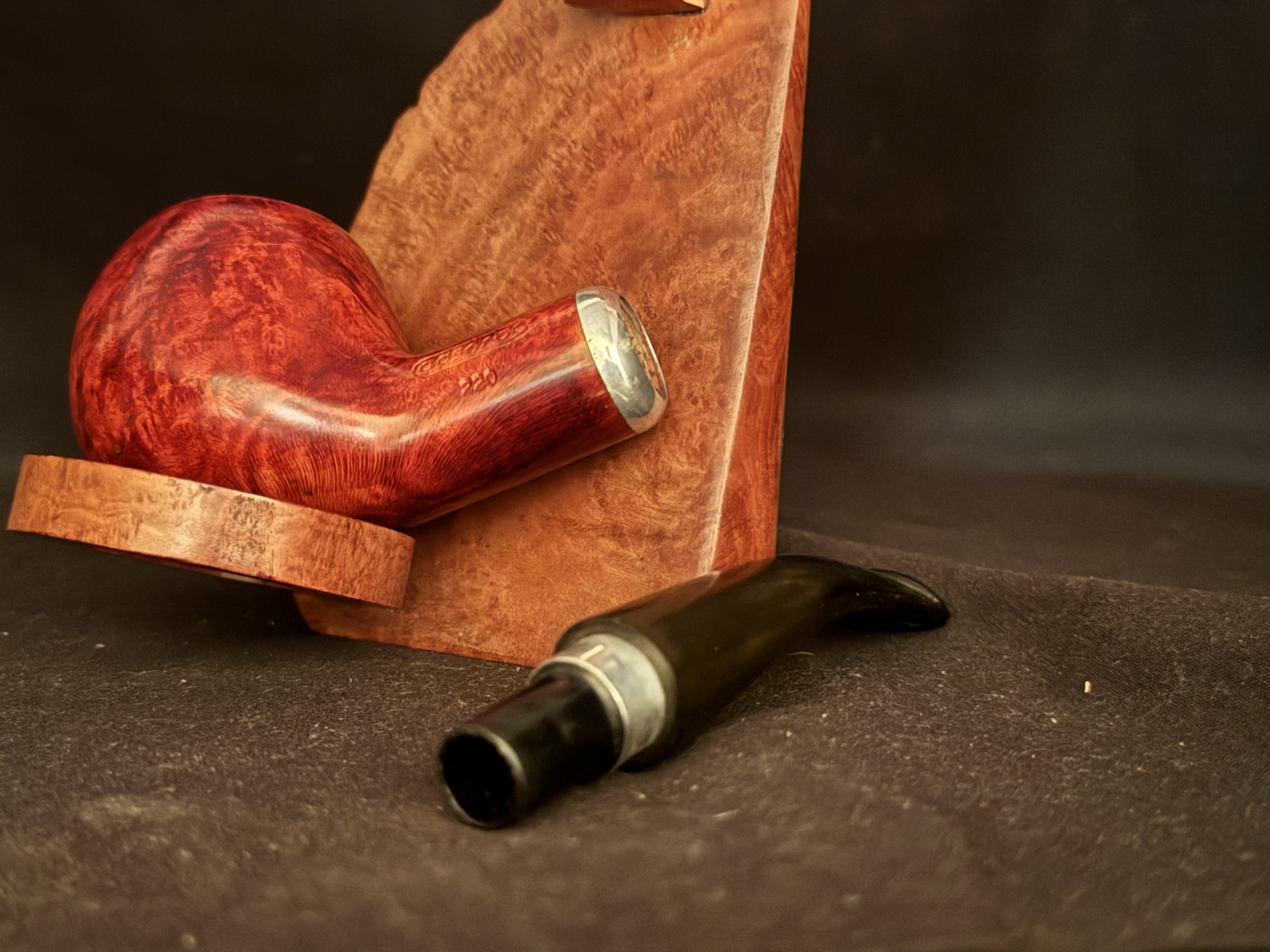 Denicotea Adsorba 220 Straight Apple Estate Pipe - Reddish Smooth Briar, Acrylic Army Mount, 9mm Filter 7