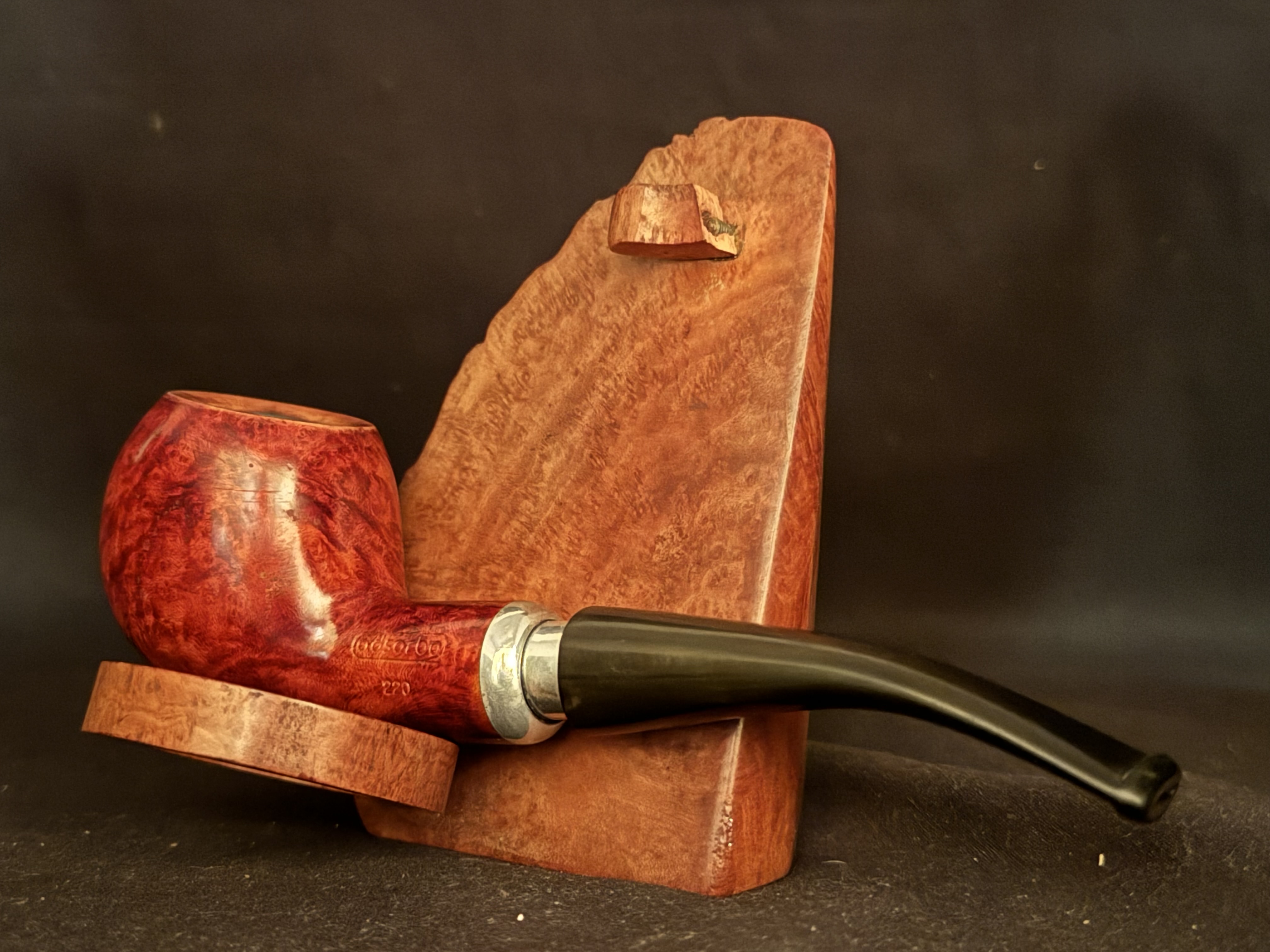 Denicotea Adsorba 220 Straight Apple Estate Pipe - Reddish Smooth Briar, Acrylic Army Mount, 9mm Filter 9