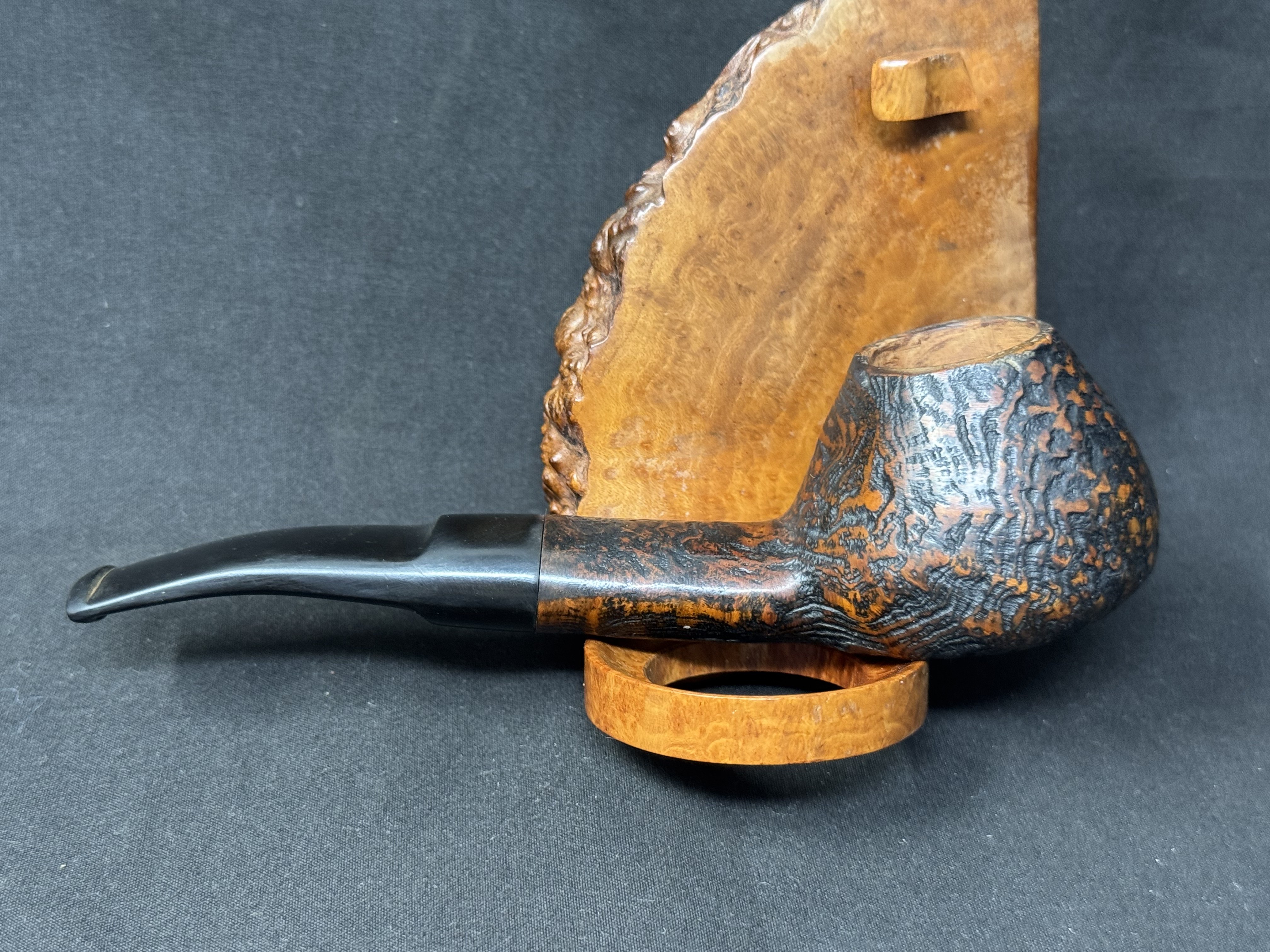 AKRA Bruyere 5778 Volcano Sandblast Straight Sitter Estate Pipe 4