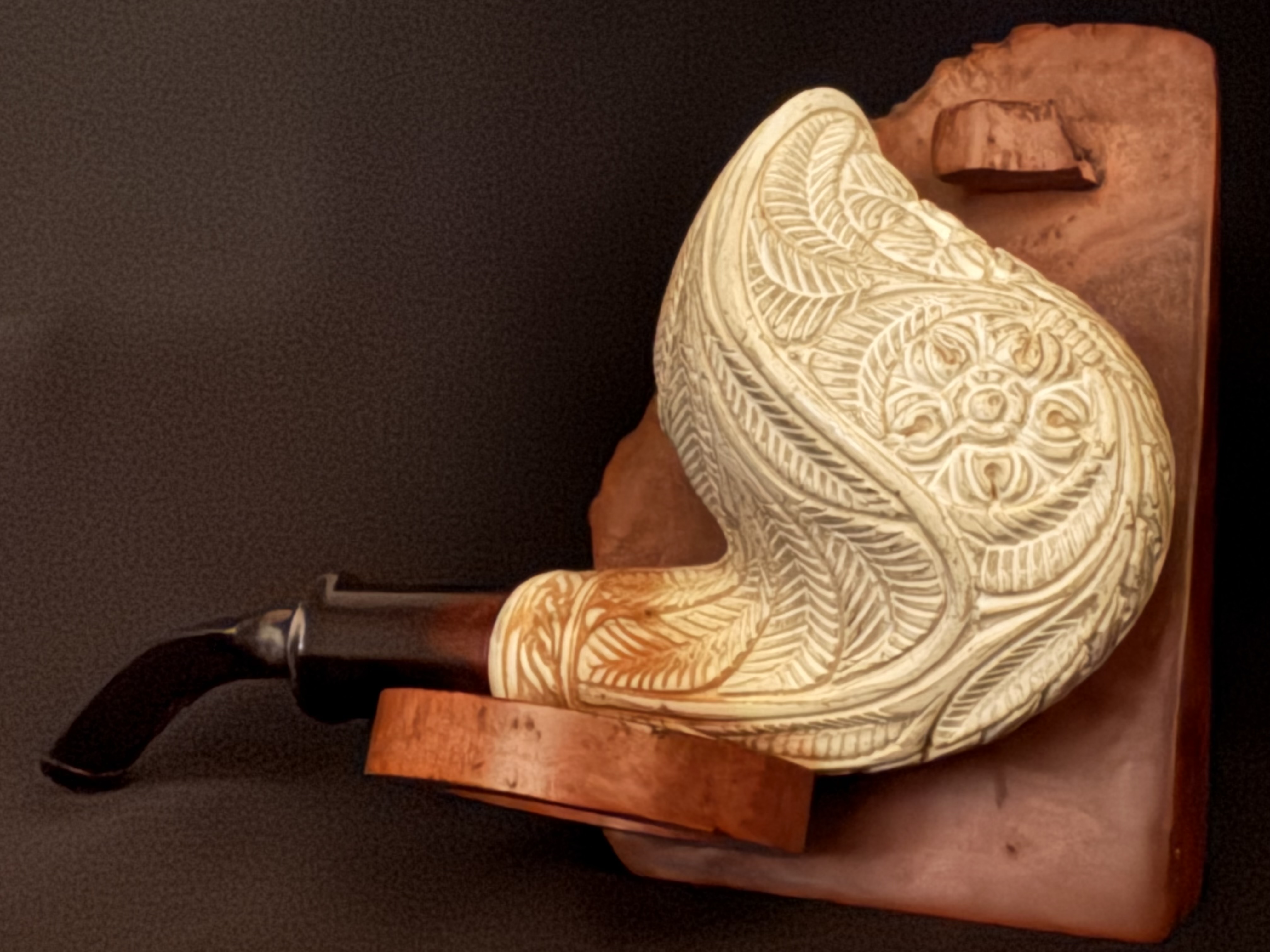 Altinay Turkish Meerschaum Deco Carved Tall Freehand Bent Pipe, Dark Amber Stem, 9mm Filter, Fishtail Bit, Vintage 5