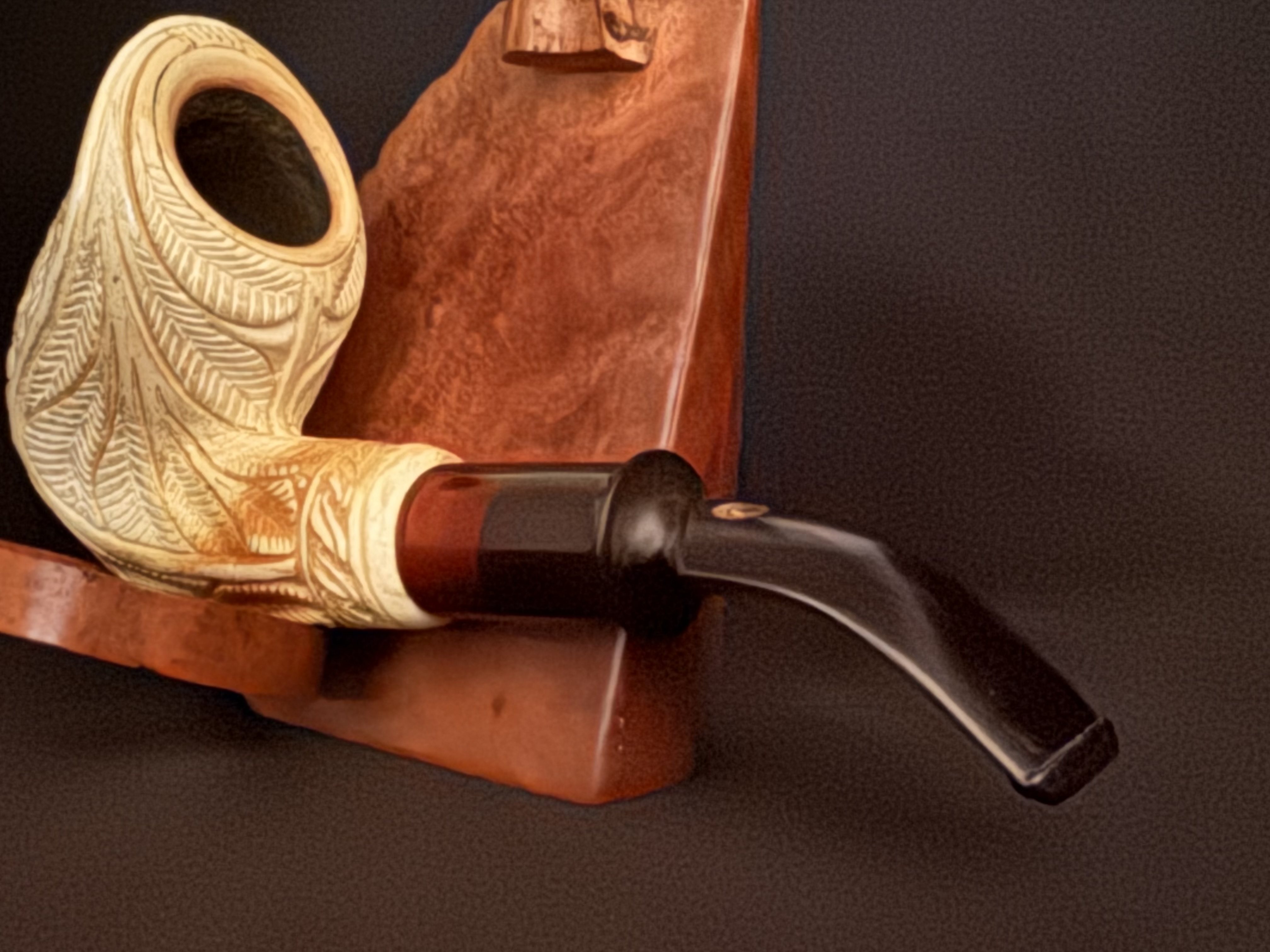 Altinay Turkish Meerschaum Deco Carved Tall Freehand Bent Pipe, Dark Amber Stem, 9mm Filter, Fishtail Bit, Vintage 10