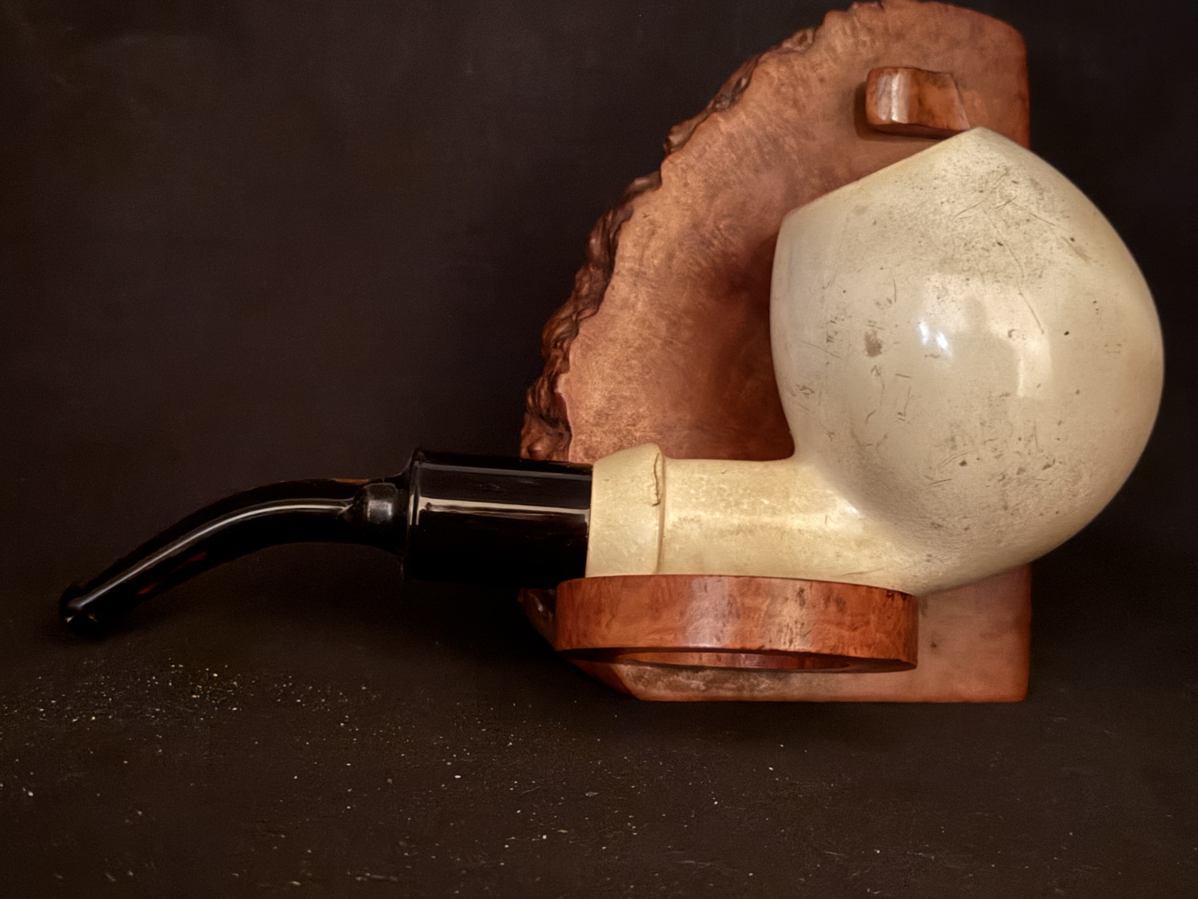 Altinay Turkish Meerschaum Bent Pipe, Large Smooth Spherical Bowl, Dark Amber Saddle Stem, 9mm Filter, Fishtail Bit, Original Case 5