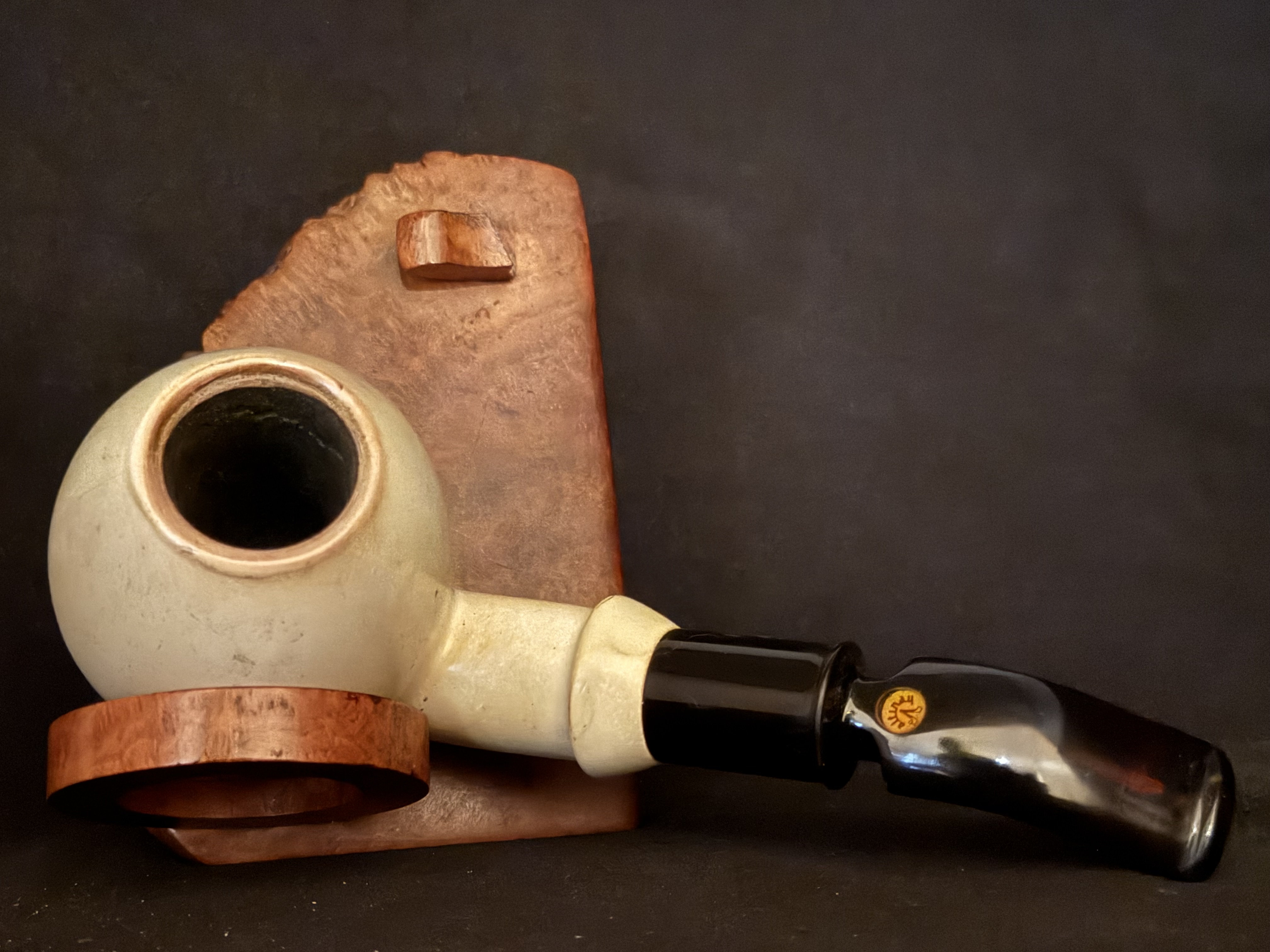 Altinay Turkish Meerschaum Bent Pipe, Large Smooth Spherical Bowl, Dark Amber Saddle Stem, 9mm Filter, Fishtail Bit, Original Case 6