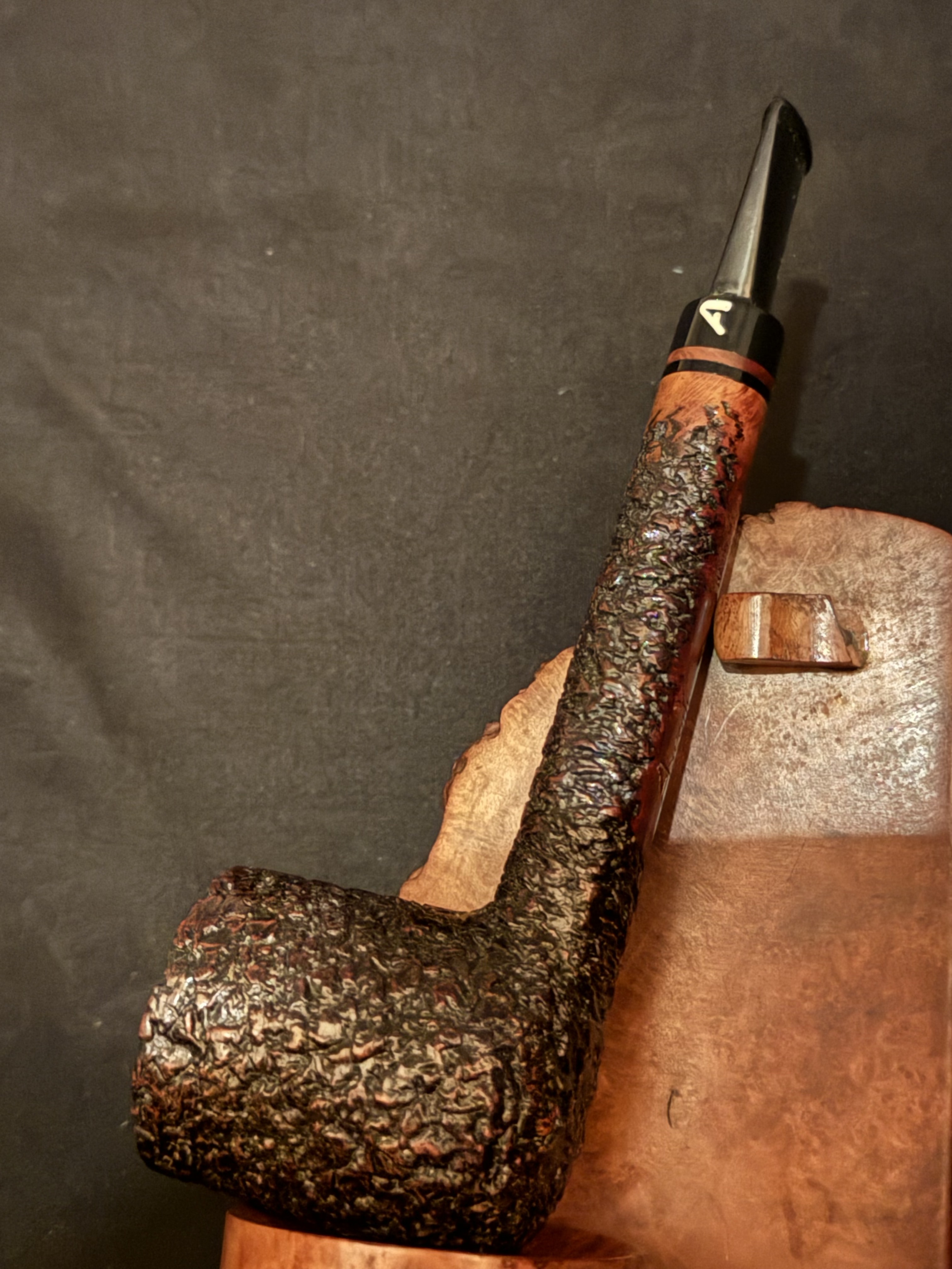Ascorti Business SKS Hand Made Italy Sandblast Lovat Estate Pipe, Acrylic Saddle Stem, 9mm Filter, Sleeve and Box
