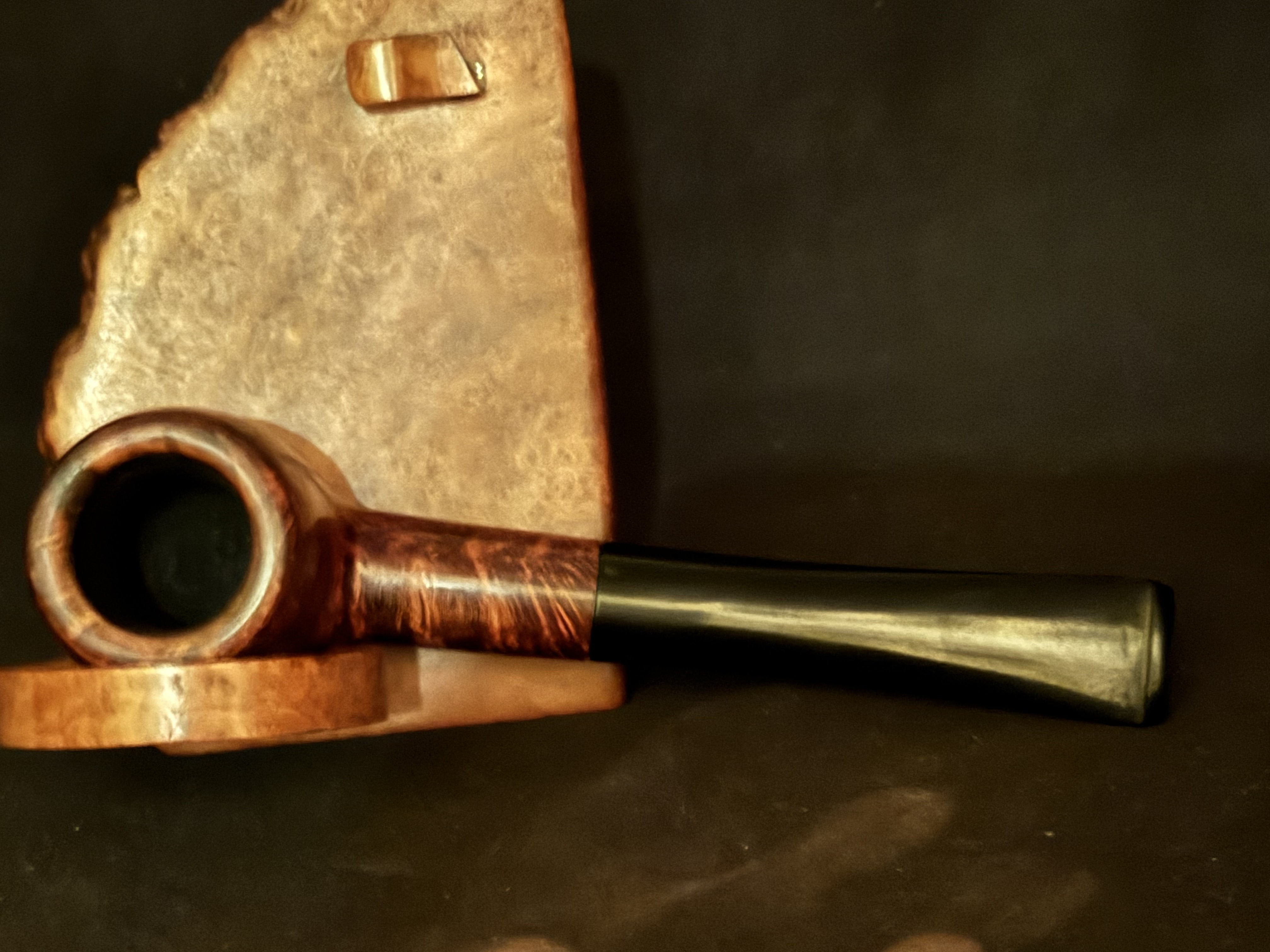 Atlas Made in Denmark Smooth Straight Apple Estate Pipe - Vulcanite Tapered Stem, 9mm Filter, Fishtail 4