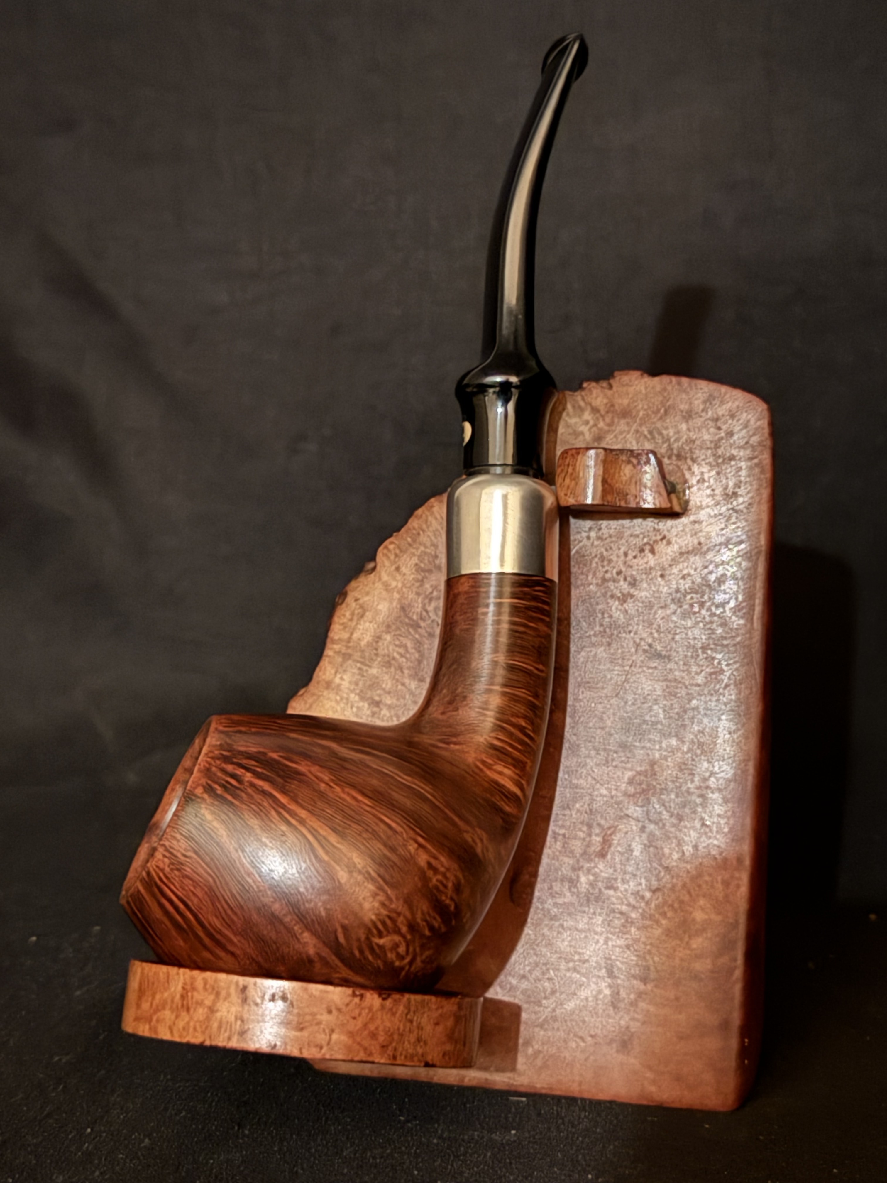 Bentley Former's Design 1-9.111 Slightly Bent Apple Estate Pipe, Sterling Silver Army Mount, 9mm Filter