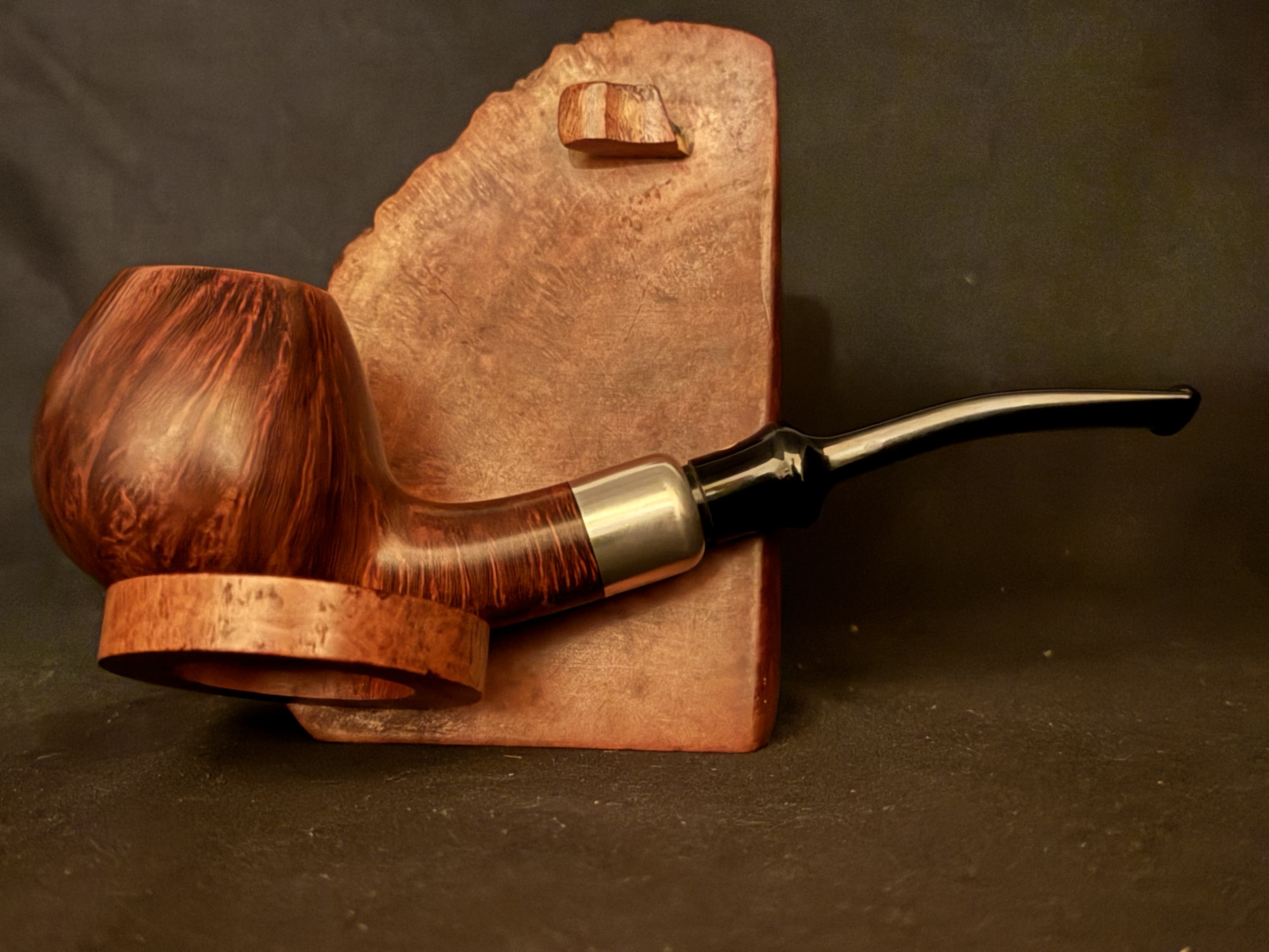 Bentley Former's Design 1-9.111 Slightly Bent Apple Estate Pipe, Sterling Silver Army Mount, 9mm Filter 4