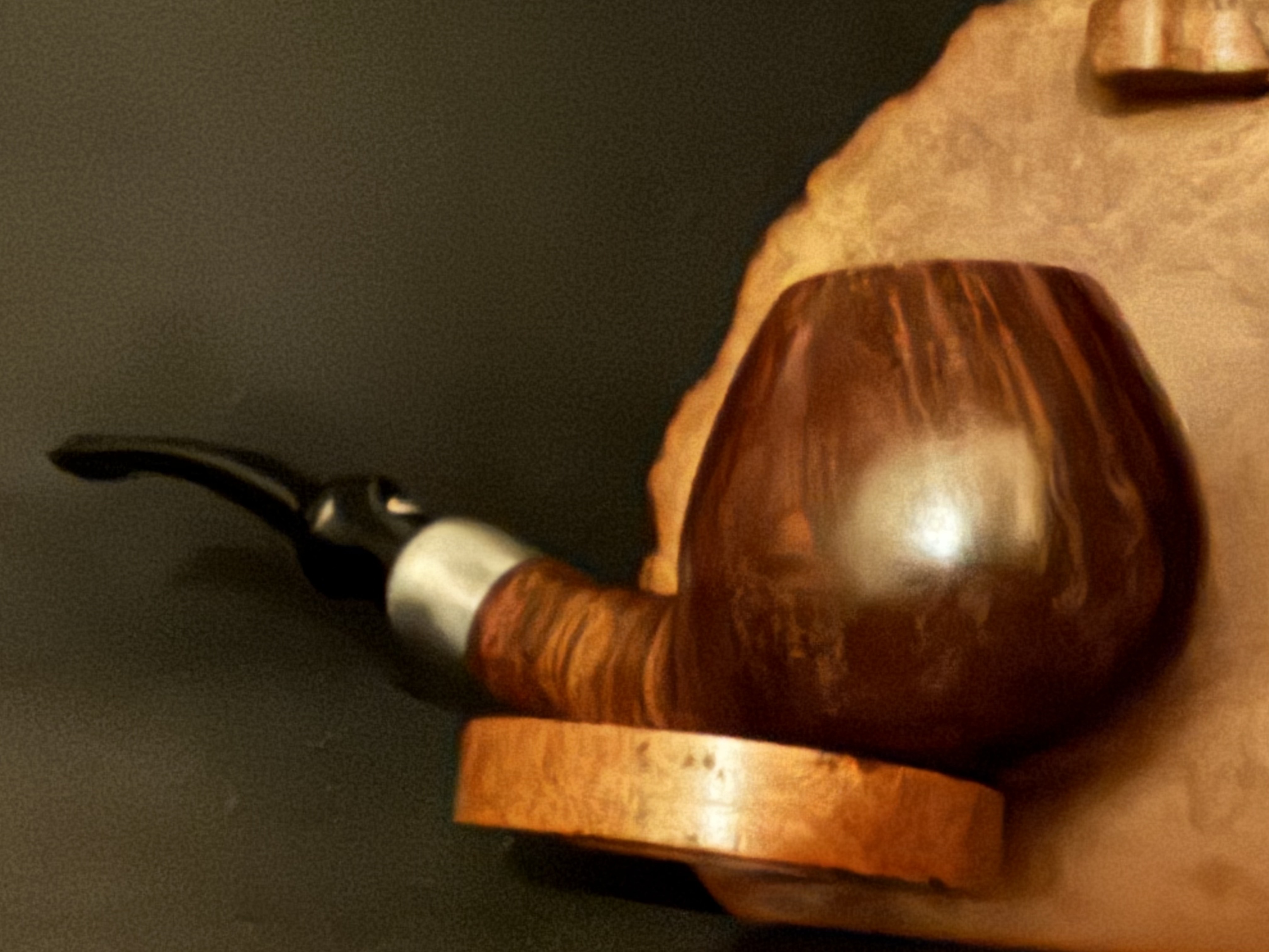 Bentley Former's Design 1-9.111 Slightly Bent Apple Estate Pipe, Sterling Silver Army Mount, 9mm Filter 15