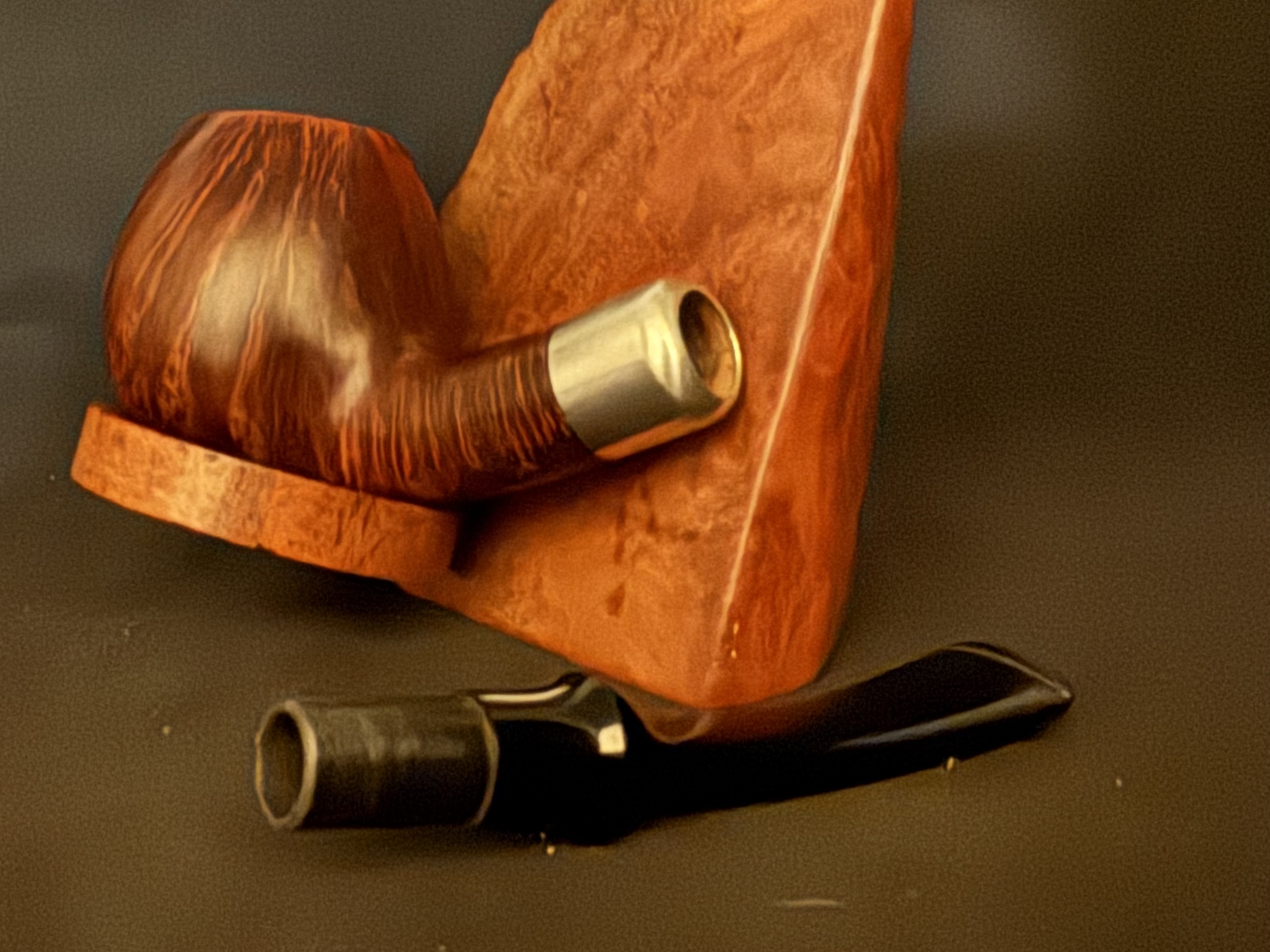Bentley Former's Design 1-9.111 Slightly Bent Apple Estate Pipe, Sterling Silver Army Mount, 9mm Filter 17