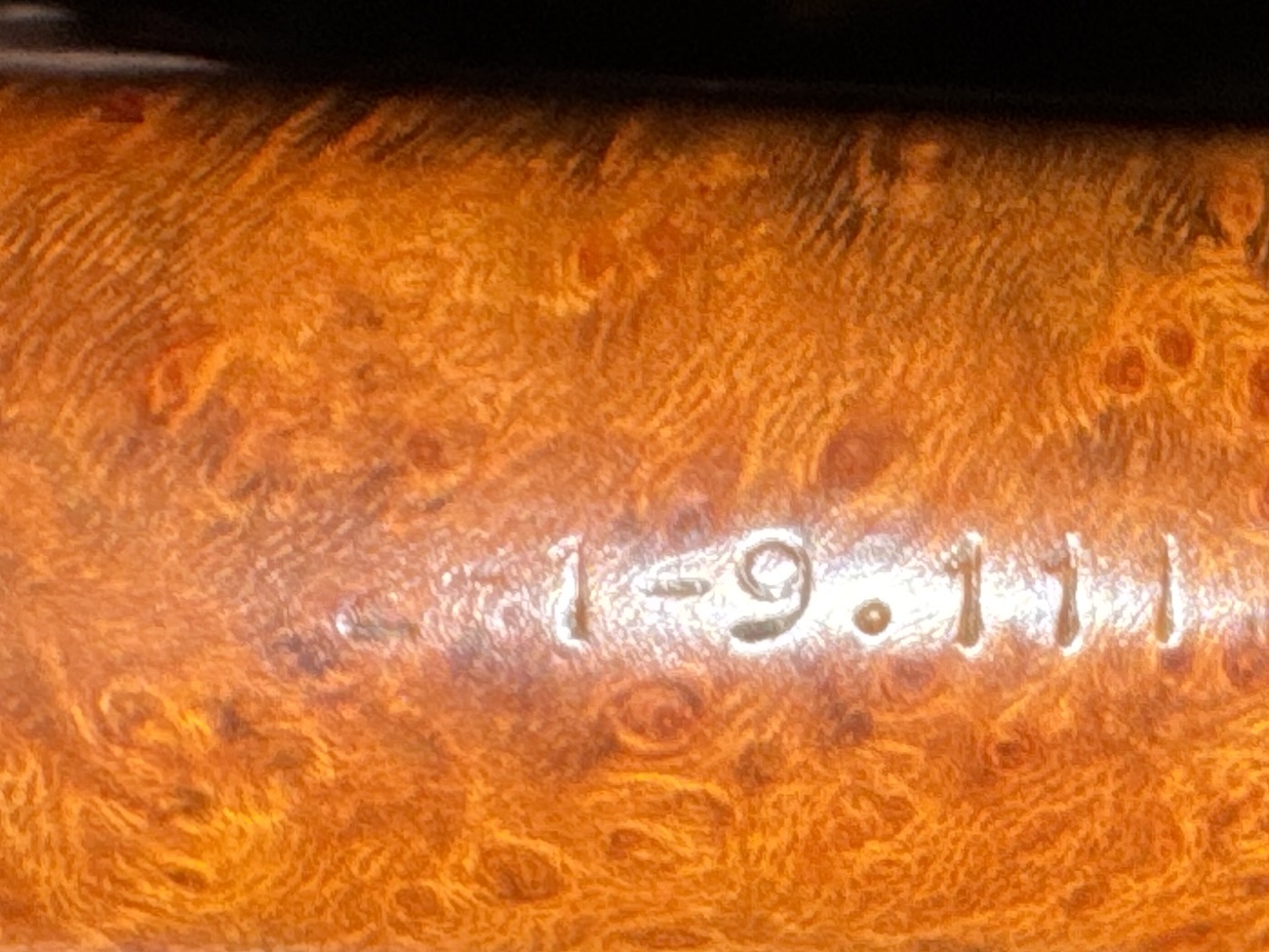 Bentley Former's Design 1-9.111 Slightly Bent Apple Estate Pipe, Sterling Silver Army Mount, 9mm Filter 24