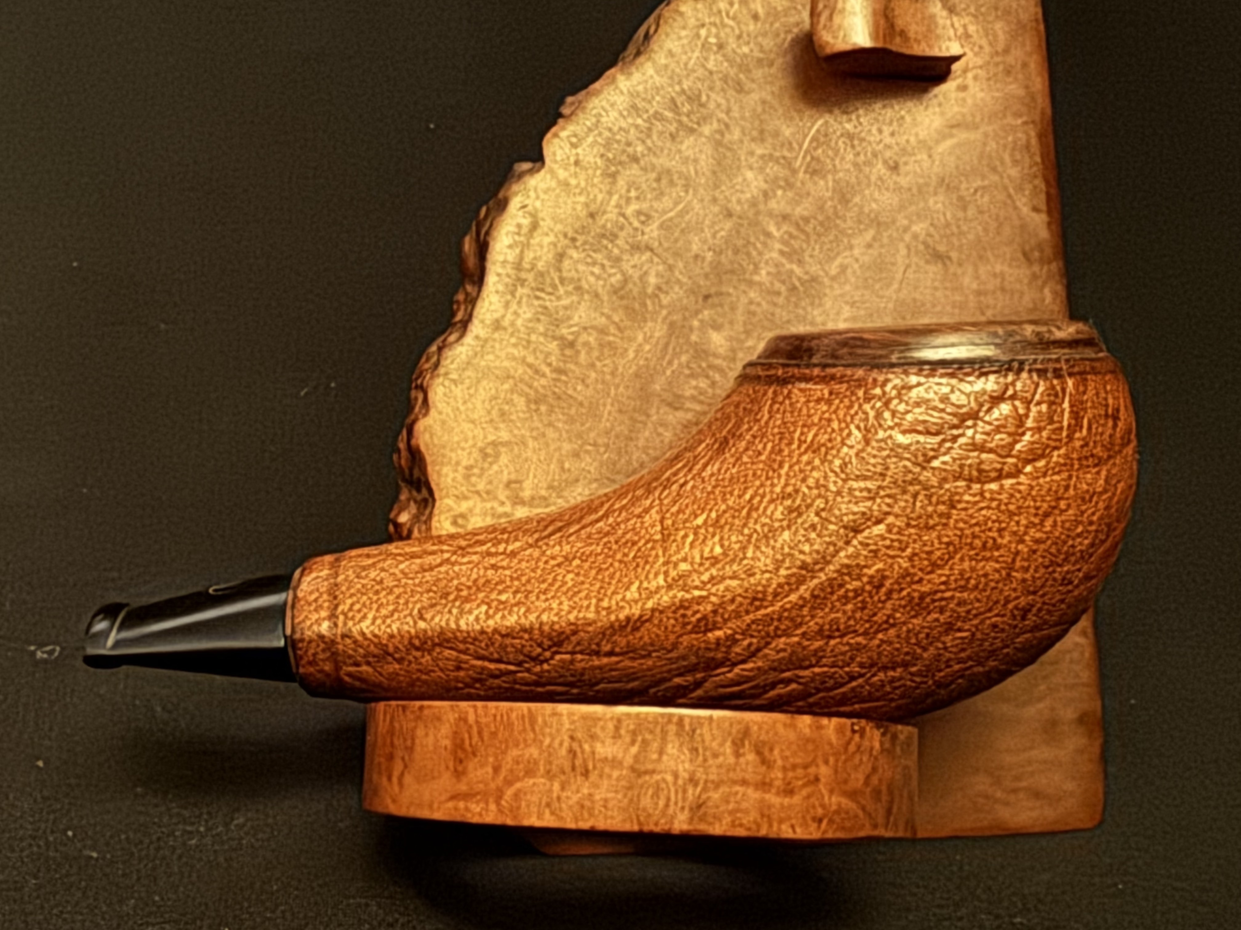 Big Ben Fishtail Bent Pipe with Tan Leather Cladding, Vulcanite Stem, Estate 4