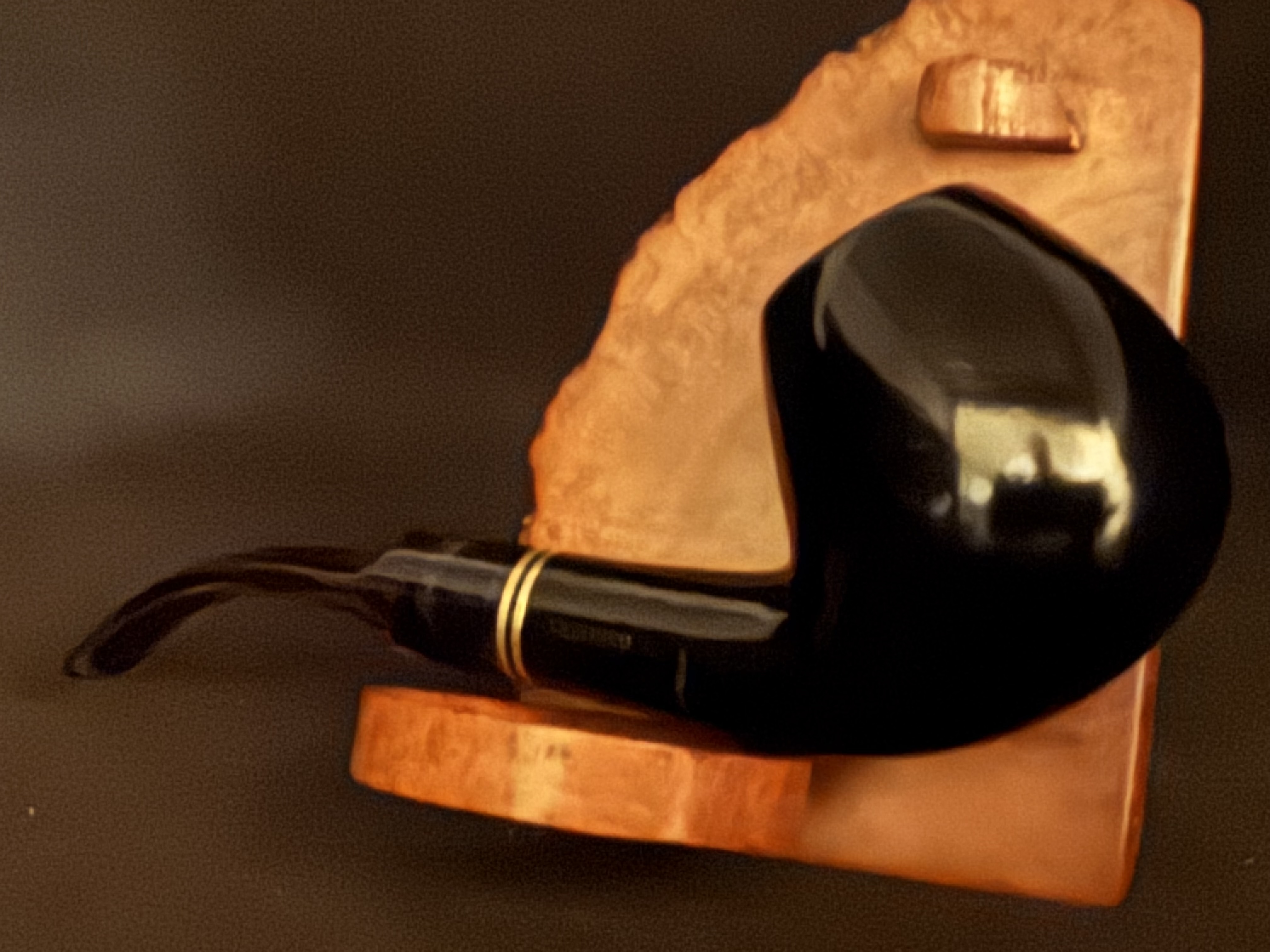 Silvano Azzorro Bent Billiard Smooth Black Briar Estate Pipe - Acrylic Saddle Stem, 9mm Filter, Fishtail 9