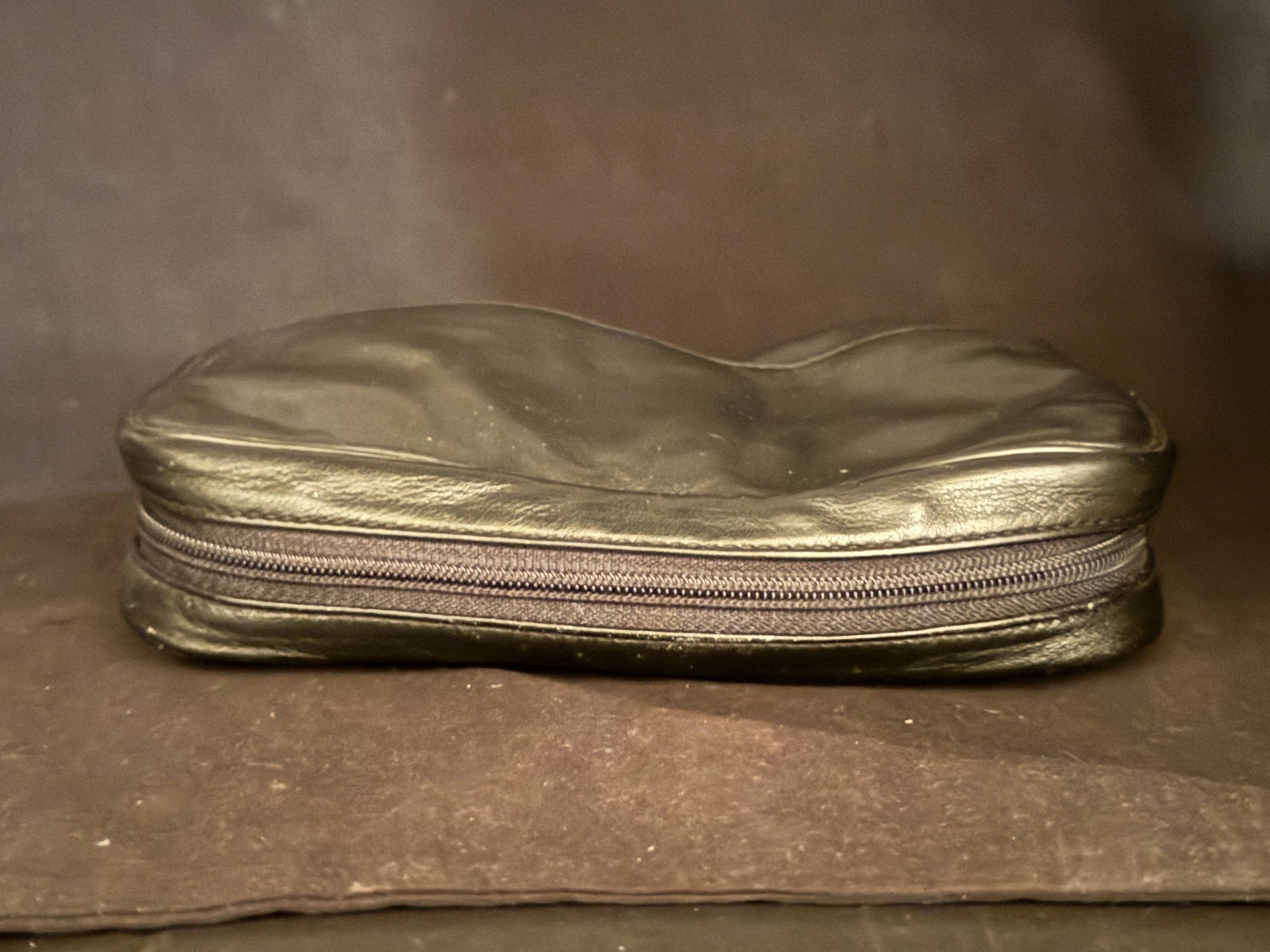 Black Leather 4-Pipe Accessory Case 6