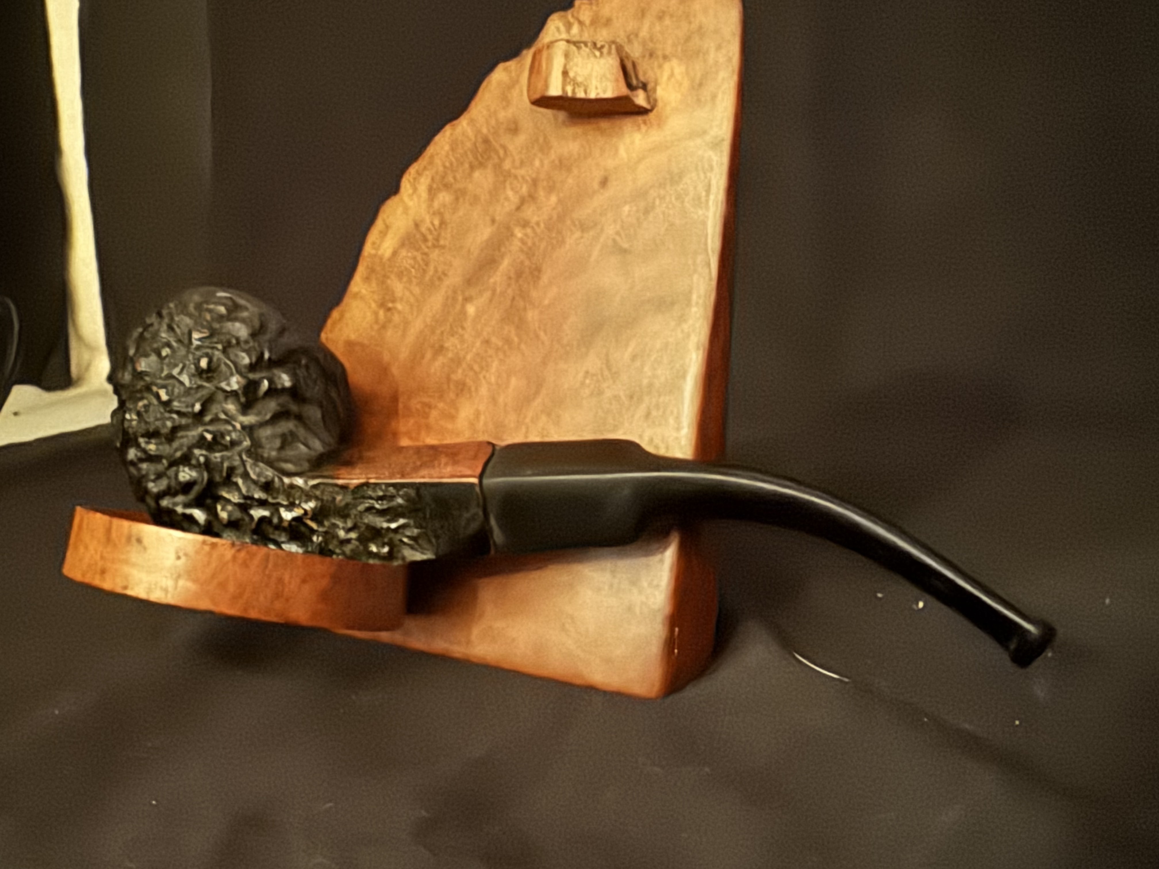 Boston Bruyere Extra Rusticated Small Pocket Bulldog Estate Pipe - Vulcanite Saddle Stem, Fishtail Bit 3