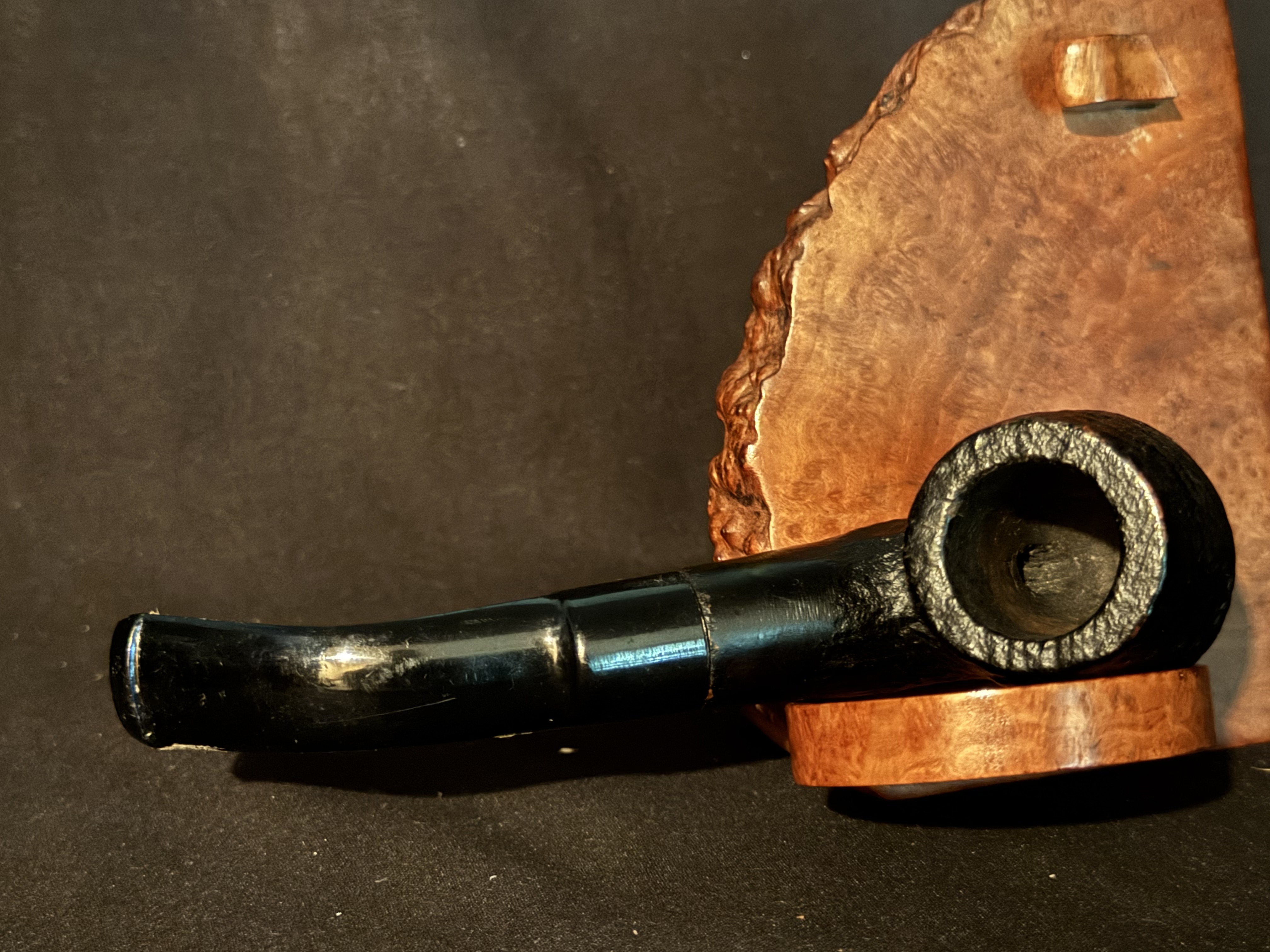 London Tower Sandblast Bent Billiard - Small Pocket Pipe, Vulcanite Saddle Stem, Unsmoked Estate 5