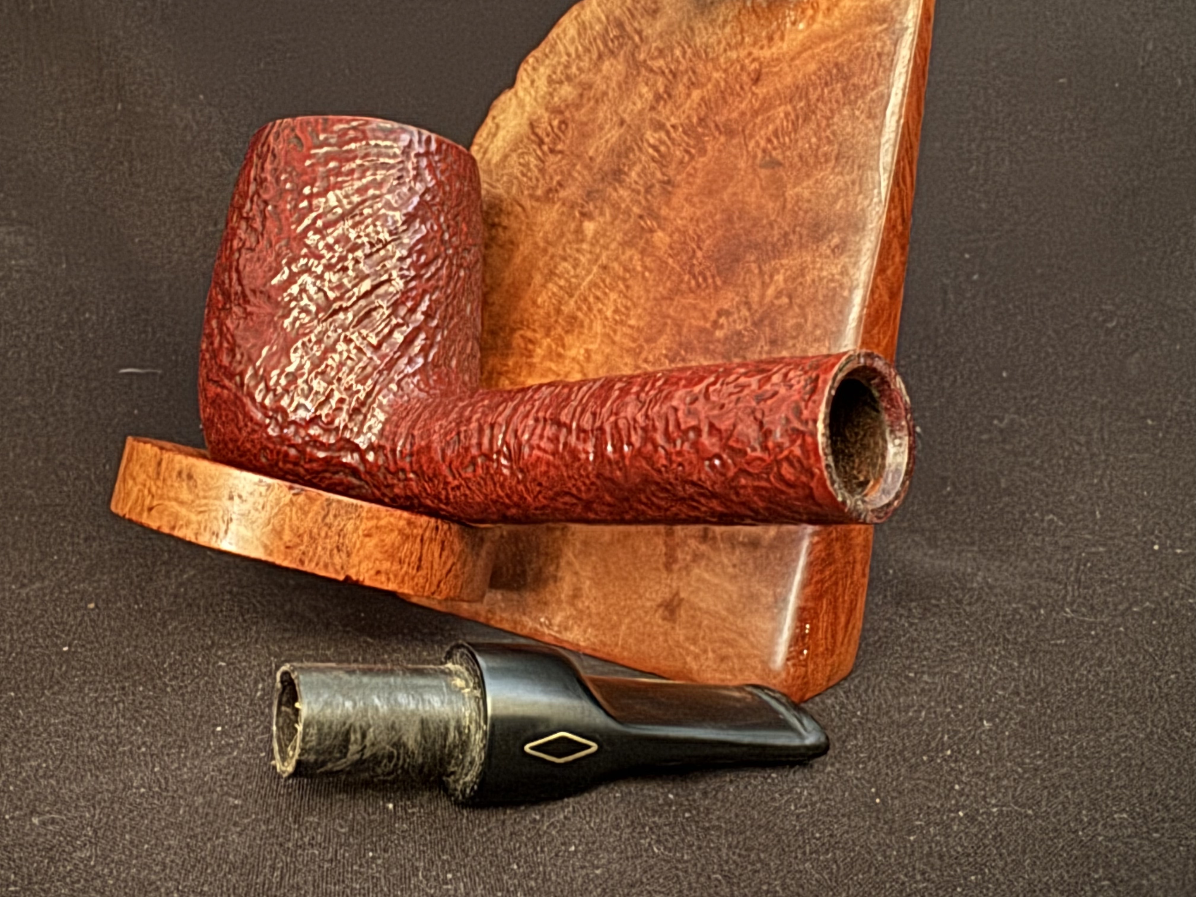 Brebbia Junior 773 Red Sandblast Lovat Pipe, Acrylic Saddle Stem, Bag + Pouch 9