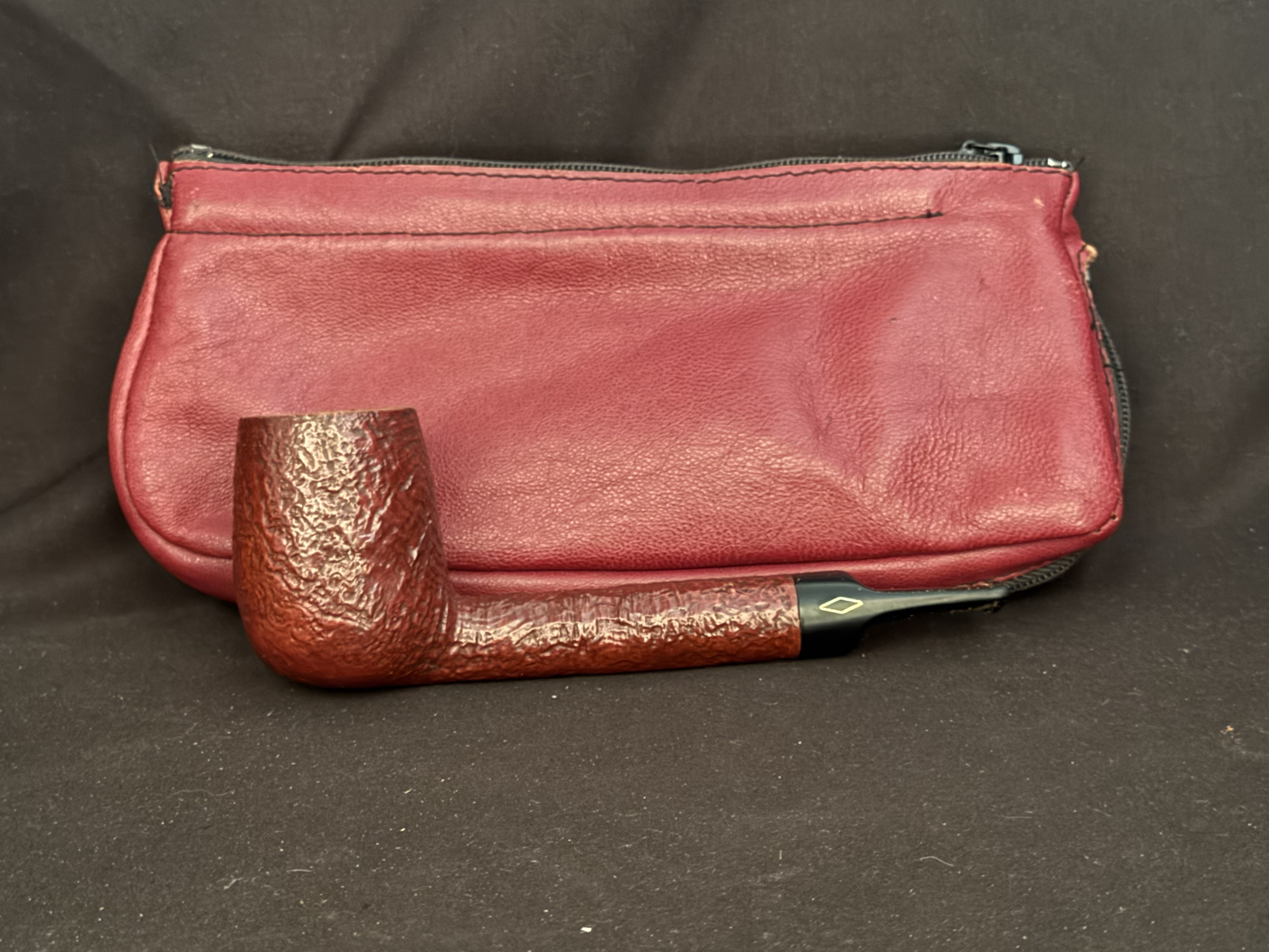 Brebbia Junior 773 Red Sandblast Lovat Pipe, Acrylic Saddle Stem, Bag + Pouch 15