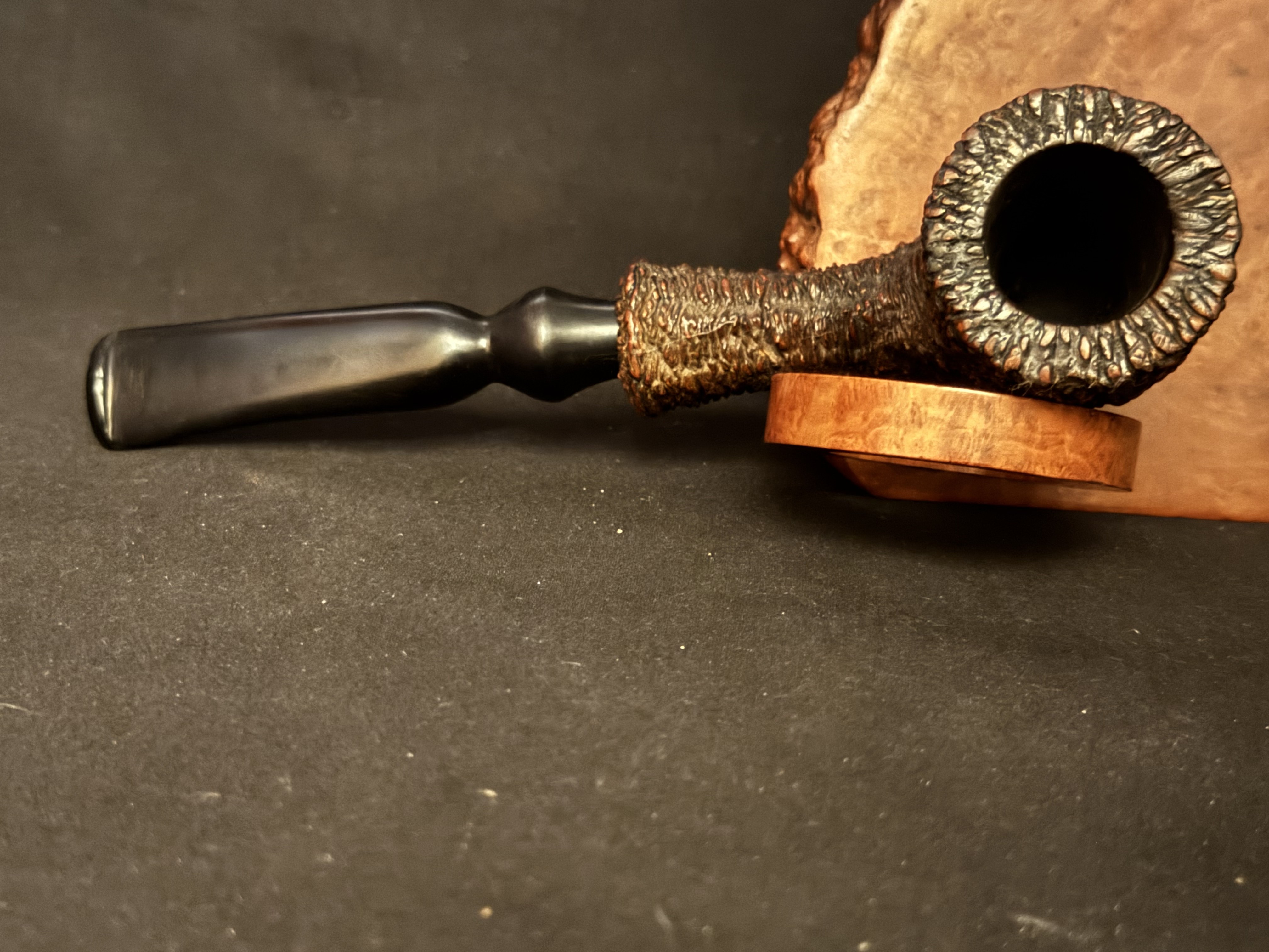 Brebbia Linea Varese 400 Sandblast Dublin Estate Pipe, Vulcanite Stem 5