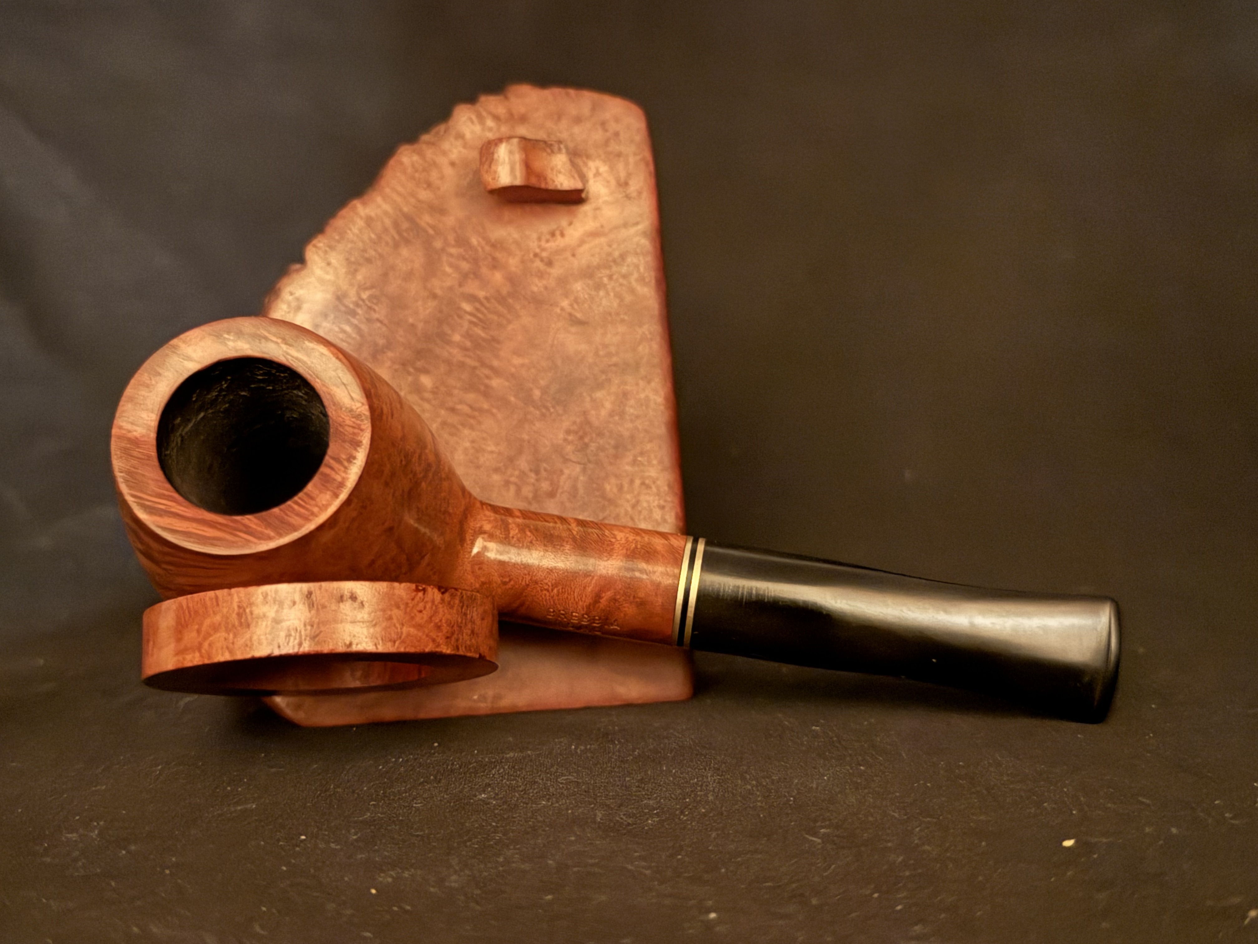Brebbia Oro 831 Smooth Brandy Estate Pipe, Cross Grain and Birdseye, Acrylic Fishtail Stem, 9mm Filter 5