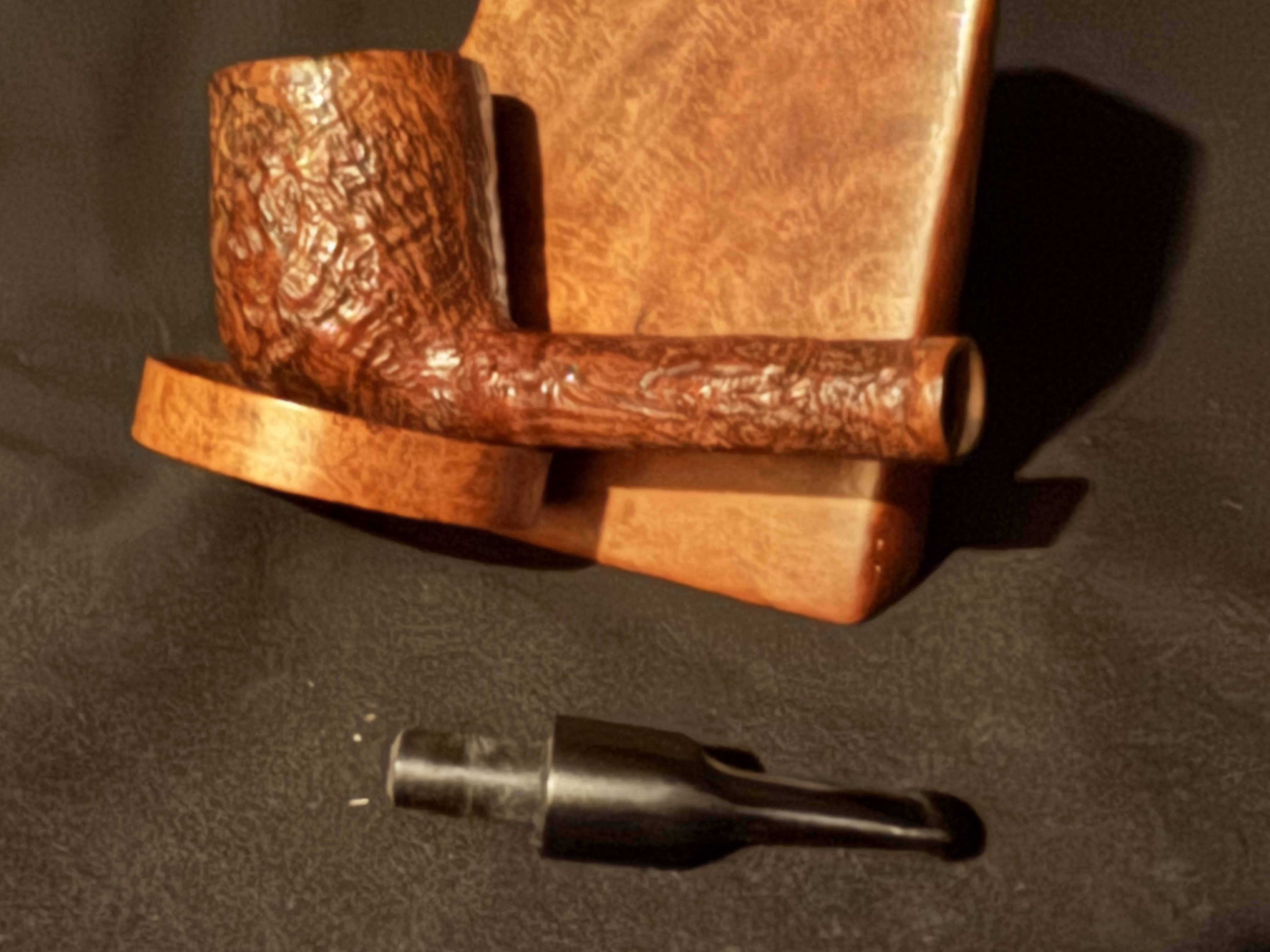 British Briar, Made in London (Peterson Sub Brand or Old Version) Tan Sandblast Short Lovat Estate Pipe, 1895-1970 9