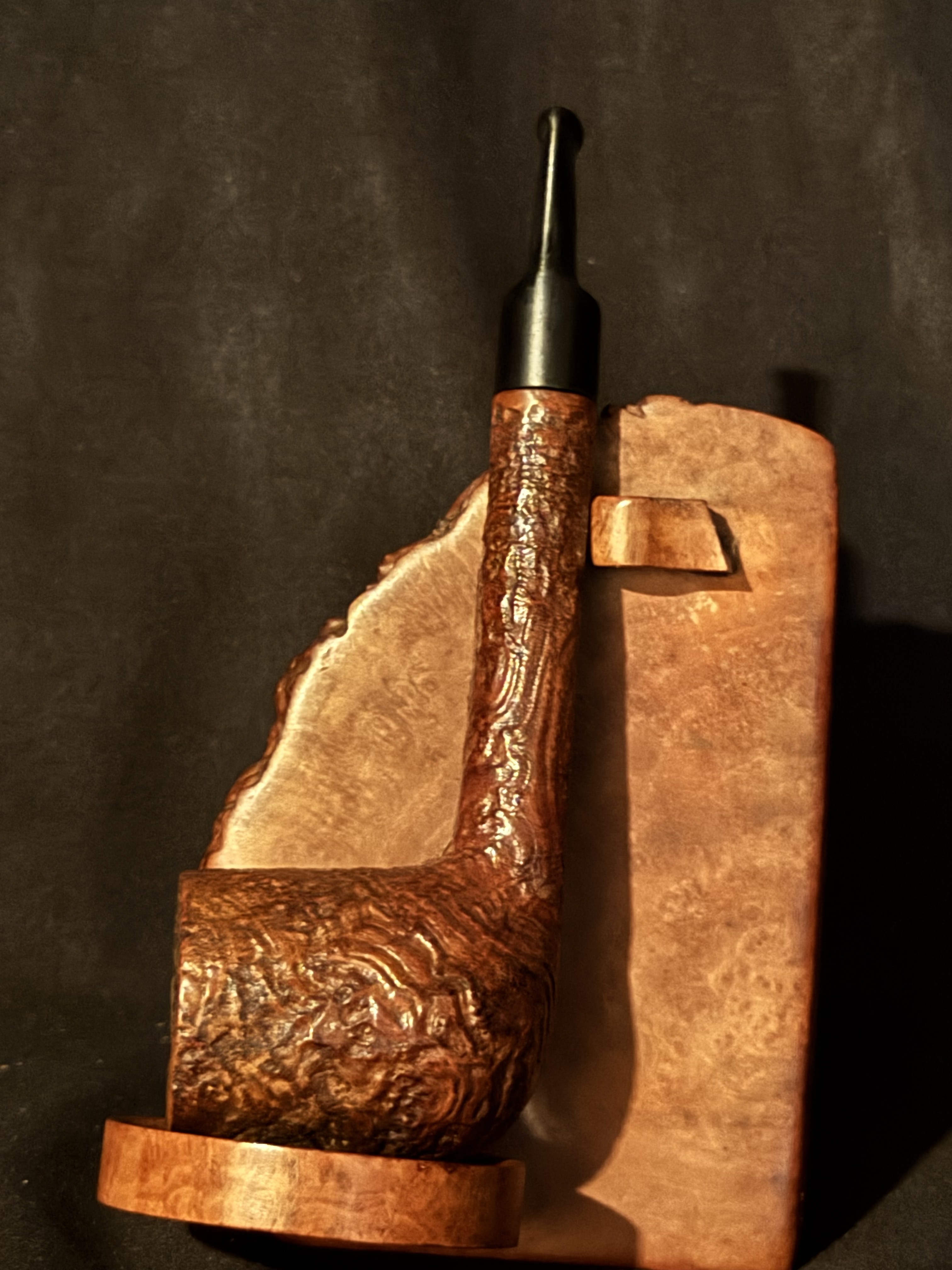 British Briar, Made in London (Peterson Sub Brand or Old Version) Tan Sandblast Short Lovat Estate Pipe, 1895-1970