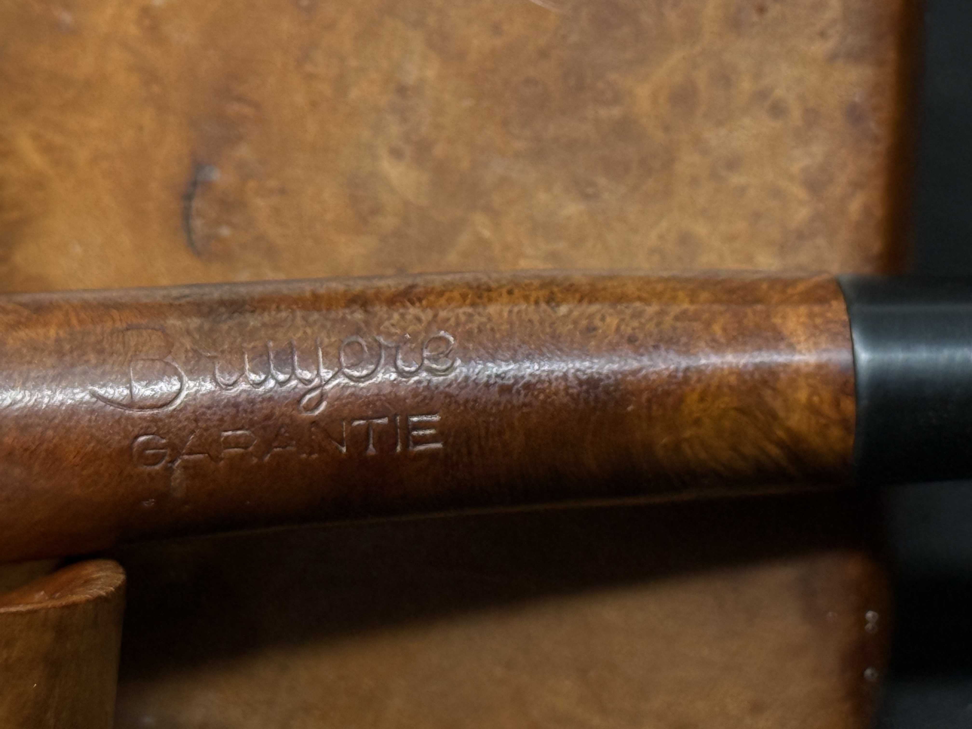 Bruyere Garantie Churchwarden Small Smooth Curved Billiard Estate Pipe 10