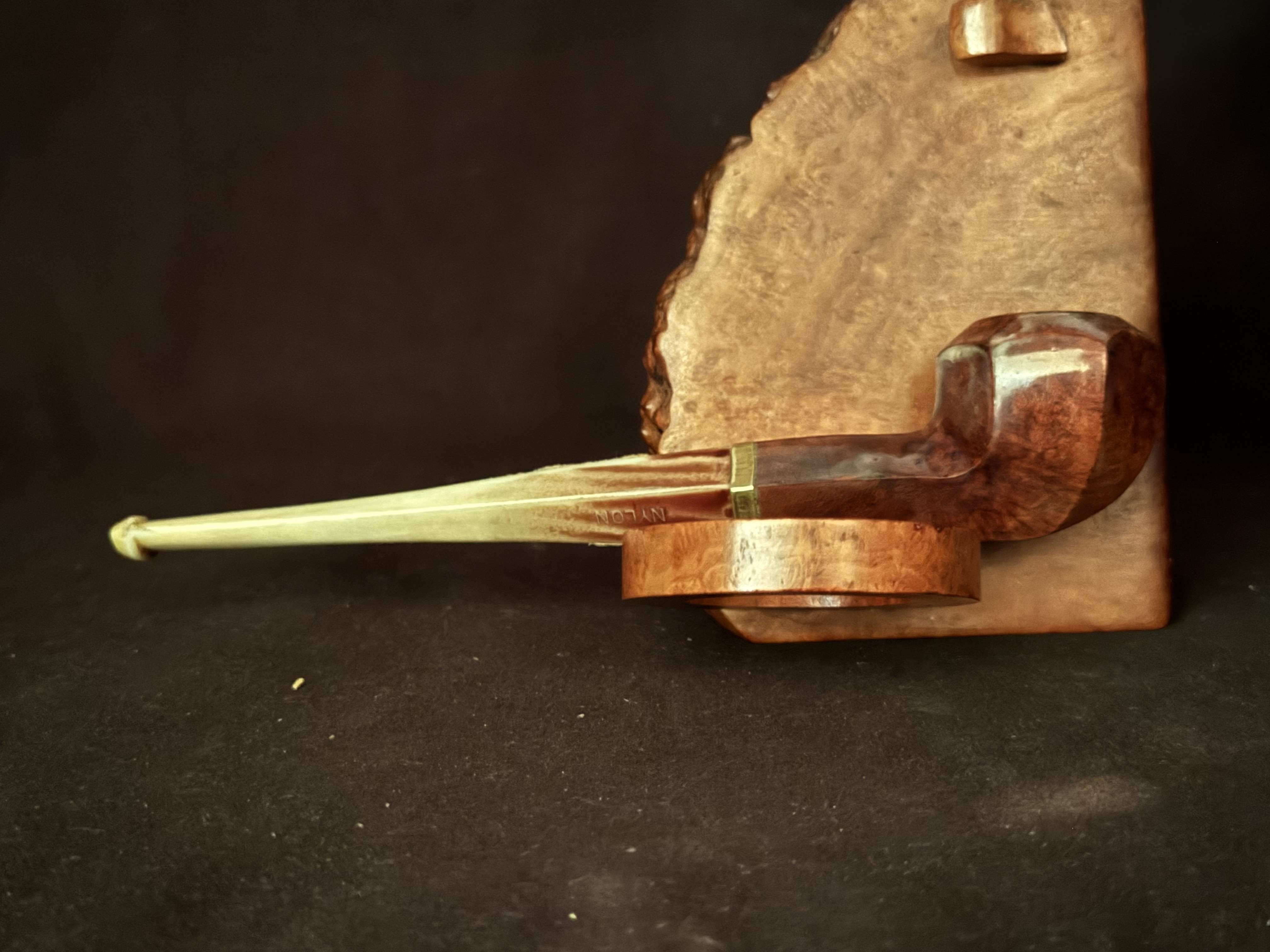 Smooth Straight Hexagonal Bowl Estate Pipe - Bruyere Garantie Stamp, Nylon Diamond Fishtail Stem, Size 1 2