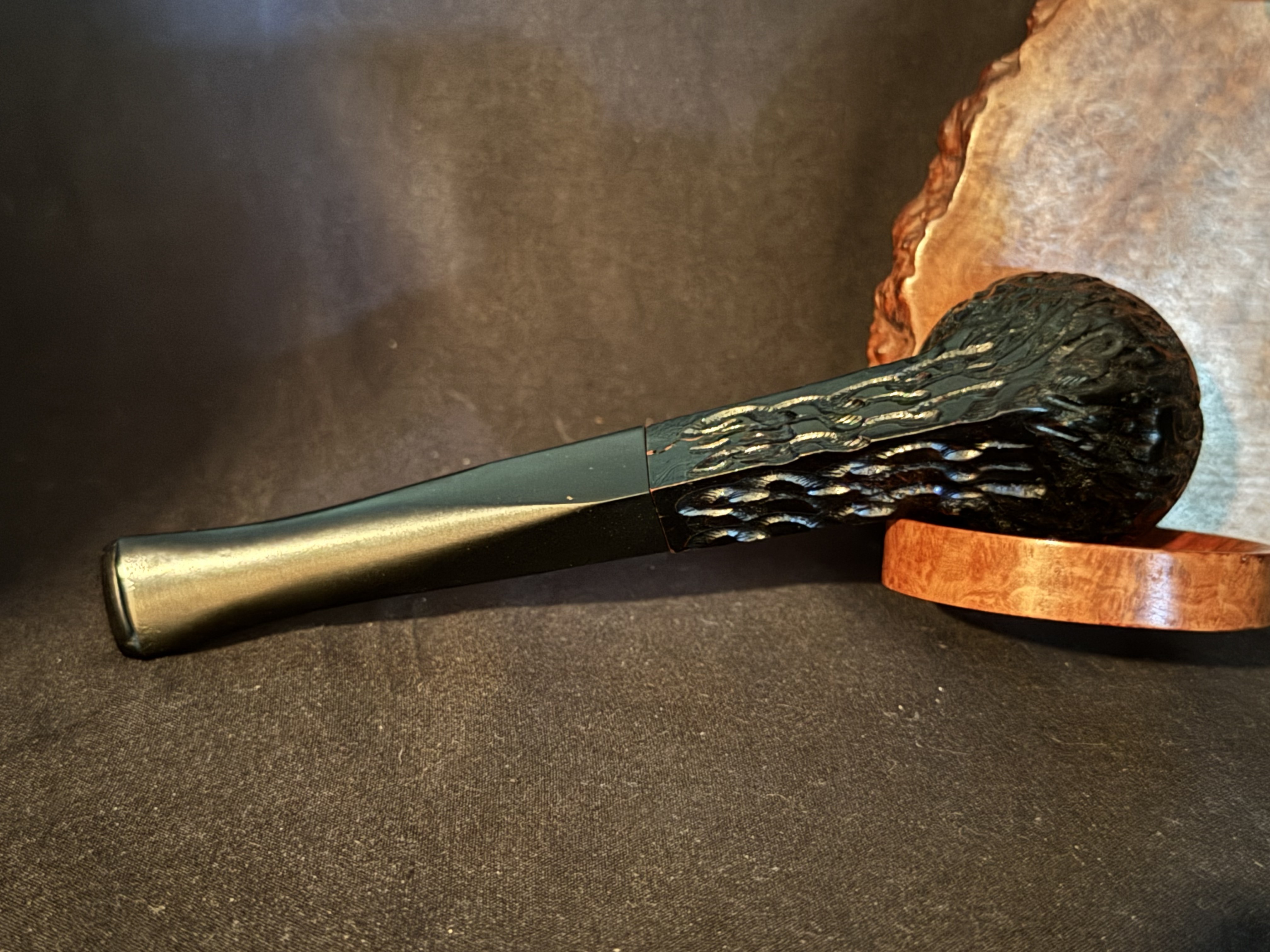 Bruyere Garantie Rusticated Straight Bulldog Pipe - Vulcanite Diamond Stem, Unsmoked New Old Stock 5