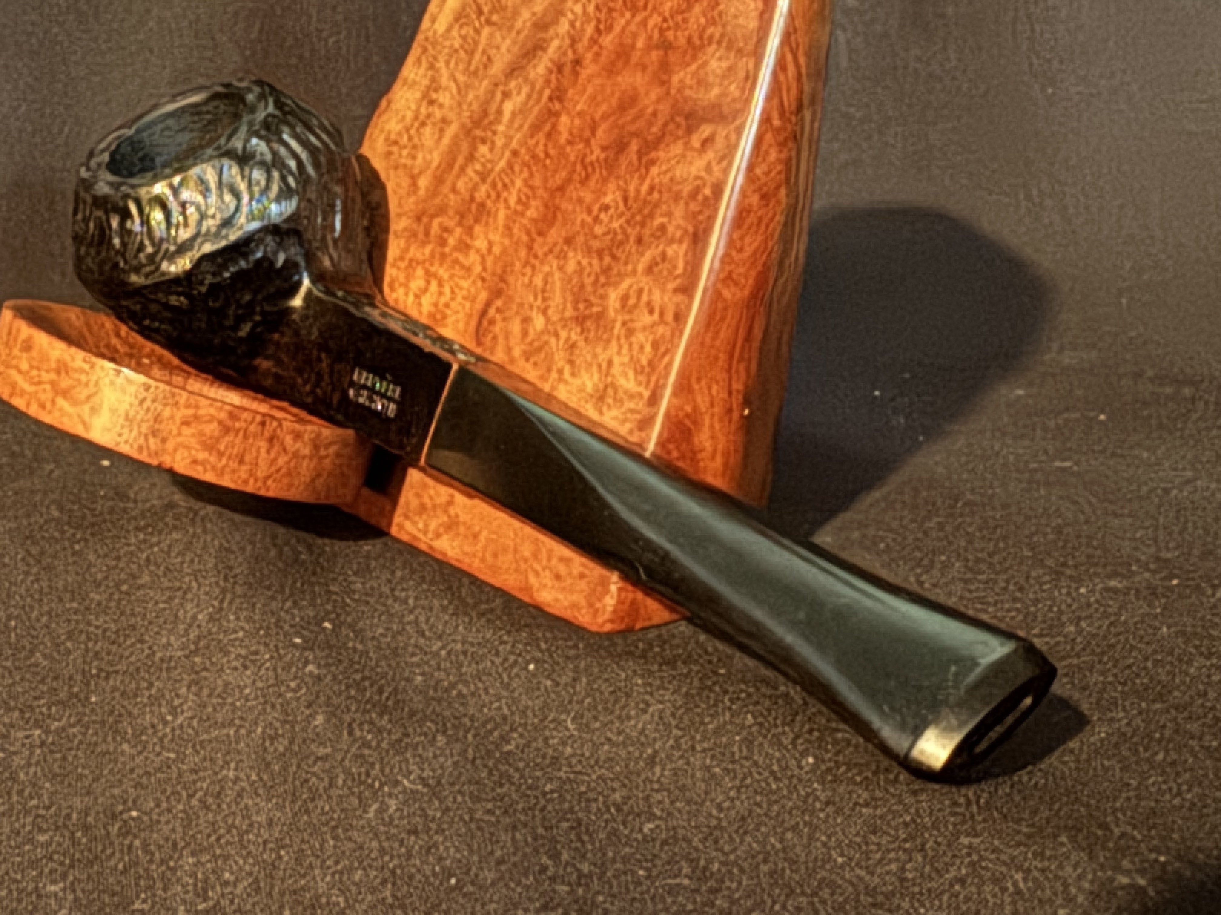 Bruyere Garantie Rusticated Straight Bulldog Pipe - Vulcanite Diamond Stem, Unsmoked New Old Stock 7