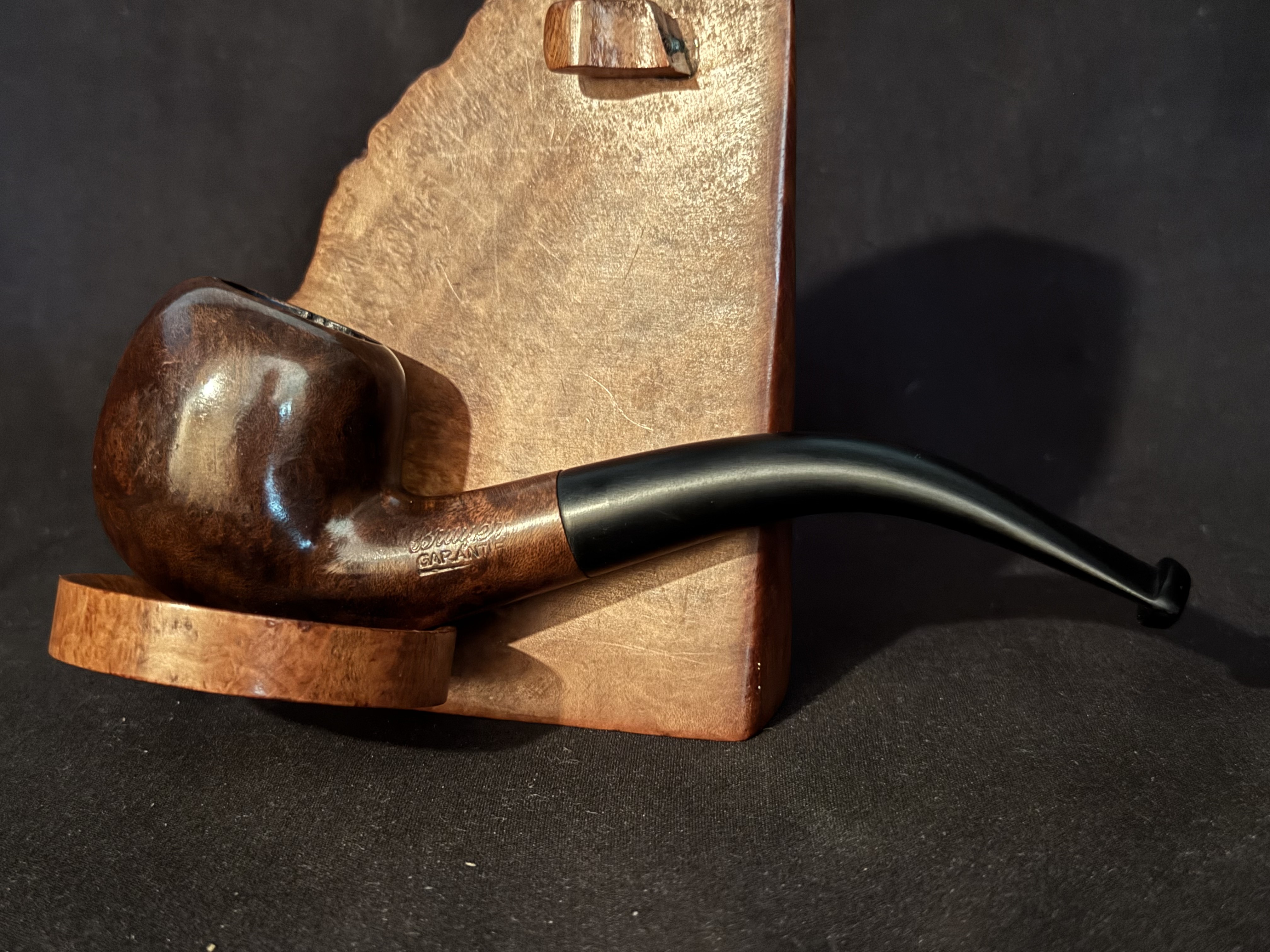 Bruyere Garantie Smooth Bent Oval Bowl Briar Estate Pipe with Vulcanite Fishtail Stem, Unsmoked 8
