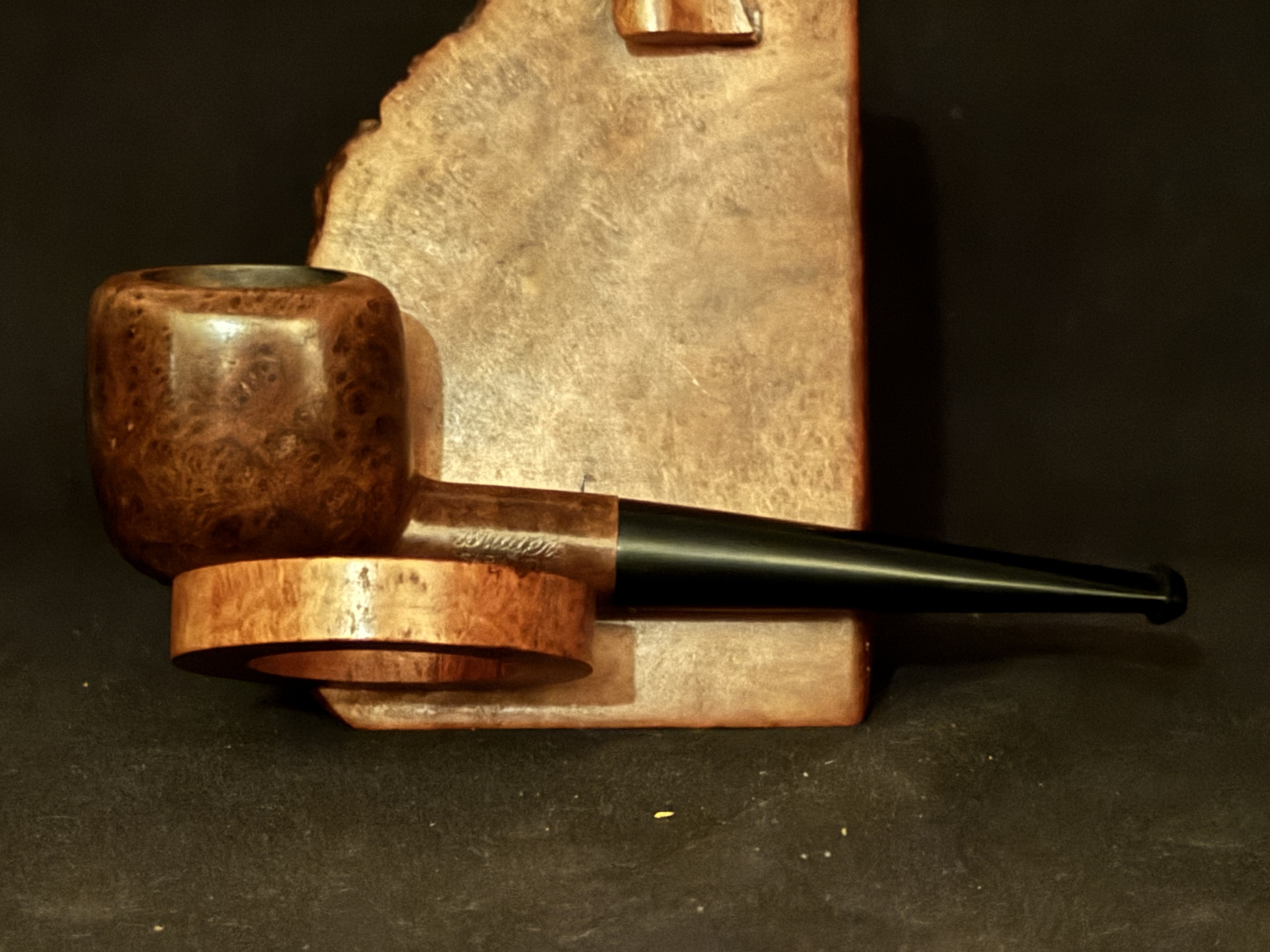 BRUYERE GARANTIE Stamped Smooth Oval Bowl Pipe, Vulcanite Tapered Fishtail Stem, Unsmoked Estate Pipe 3