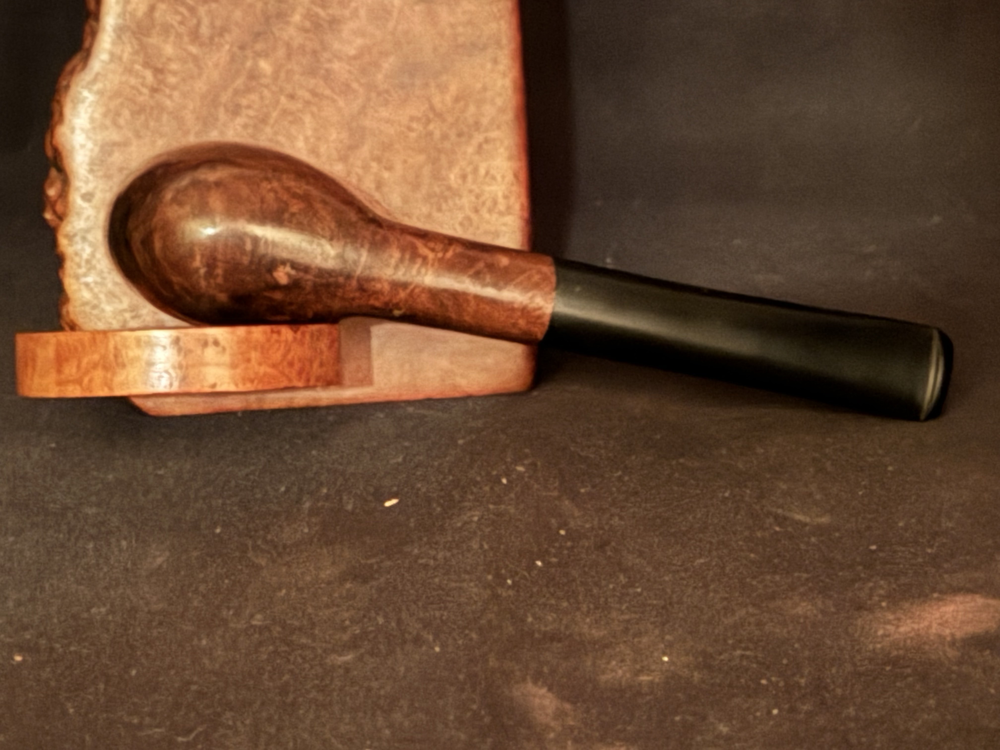 BRUYERE GARANTIE Stamped Smooth Oval Bowl Pipe, Vulcanite Tapered Fishtail Stem, Unsmoked Estate Pipe 6