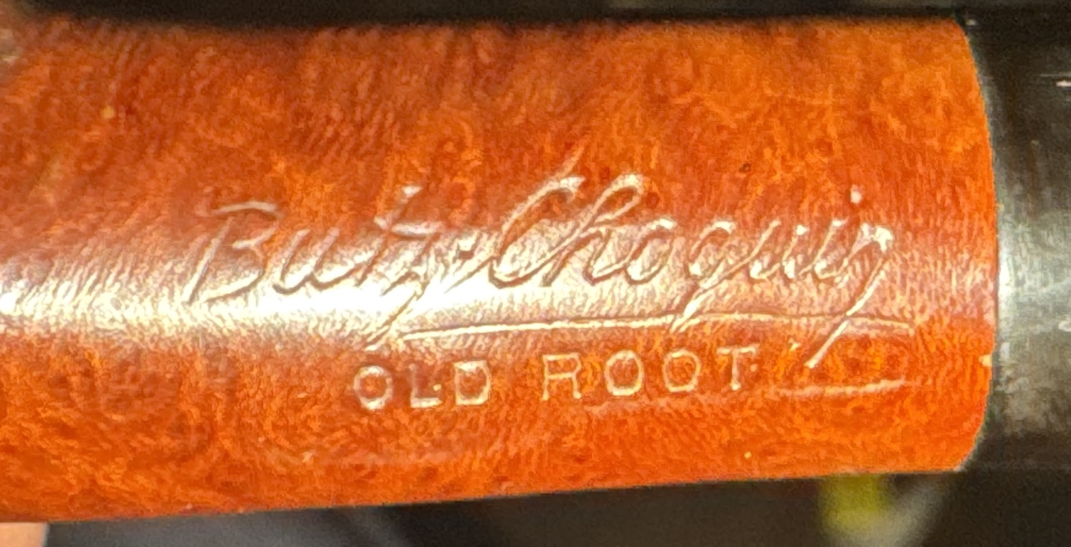Butz-Choquin Old Root 150.1 St Claude Smooth Straight Pot, Vulcanite Saddle Stem 12