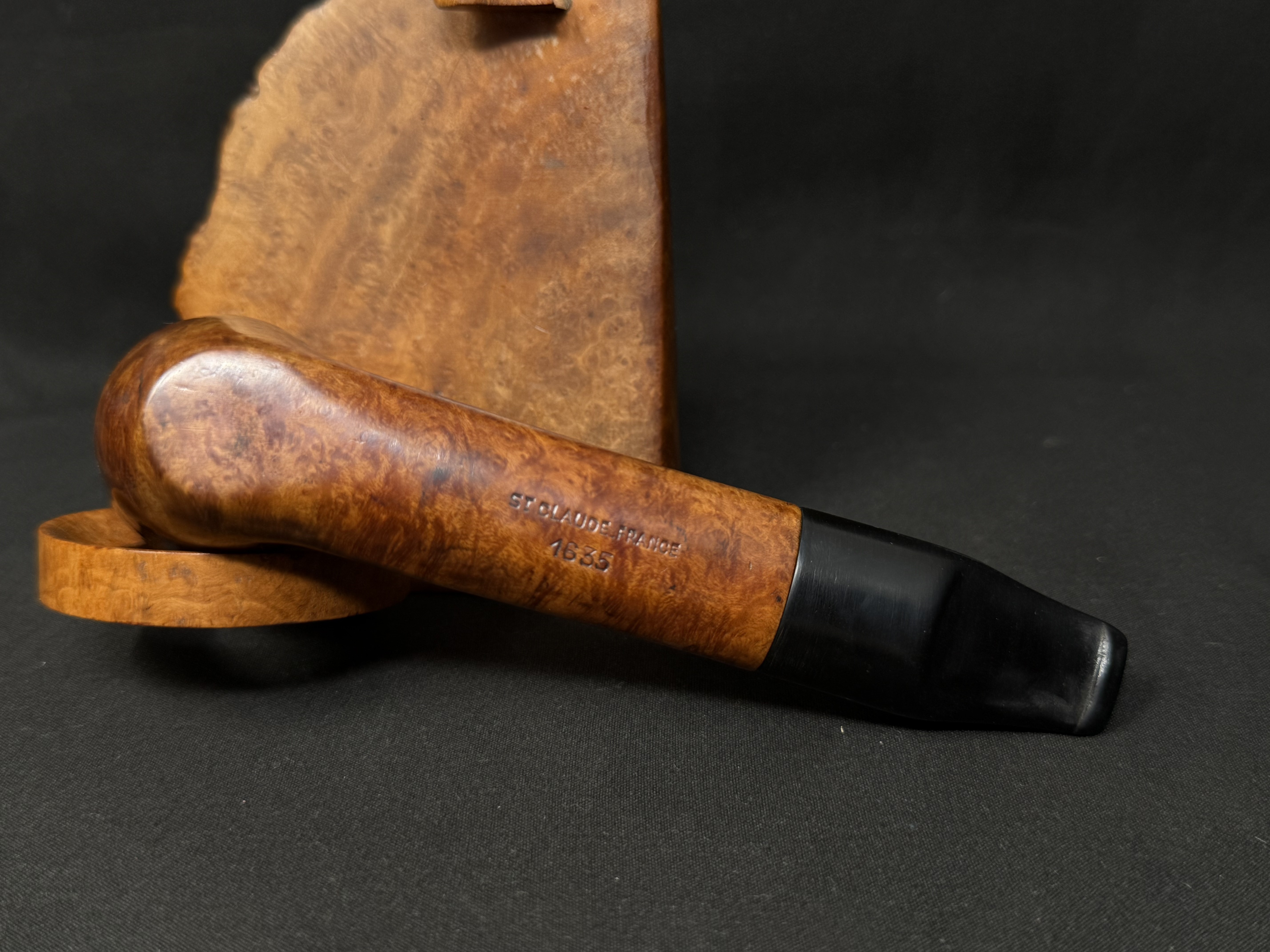 Butz-Choquin St Claude 1635 Dublin Sitter Smooth Estate Pipe 7