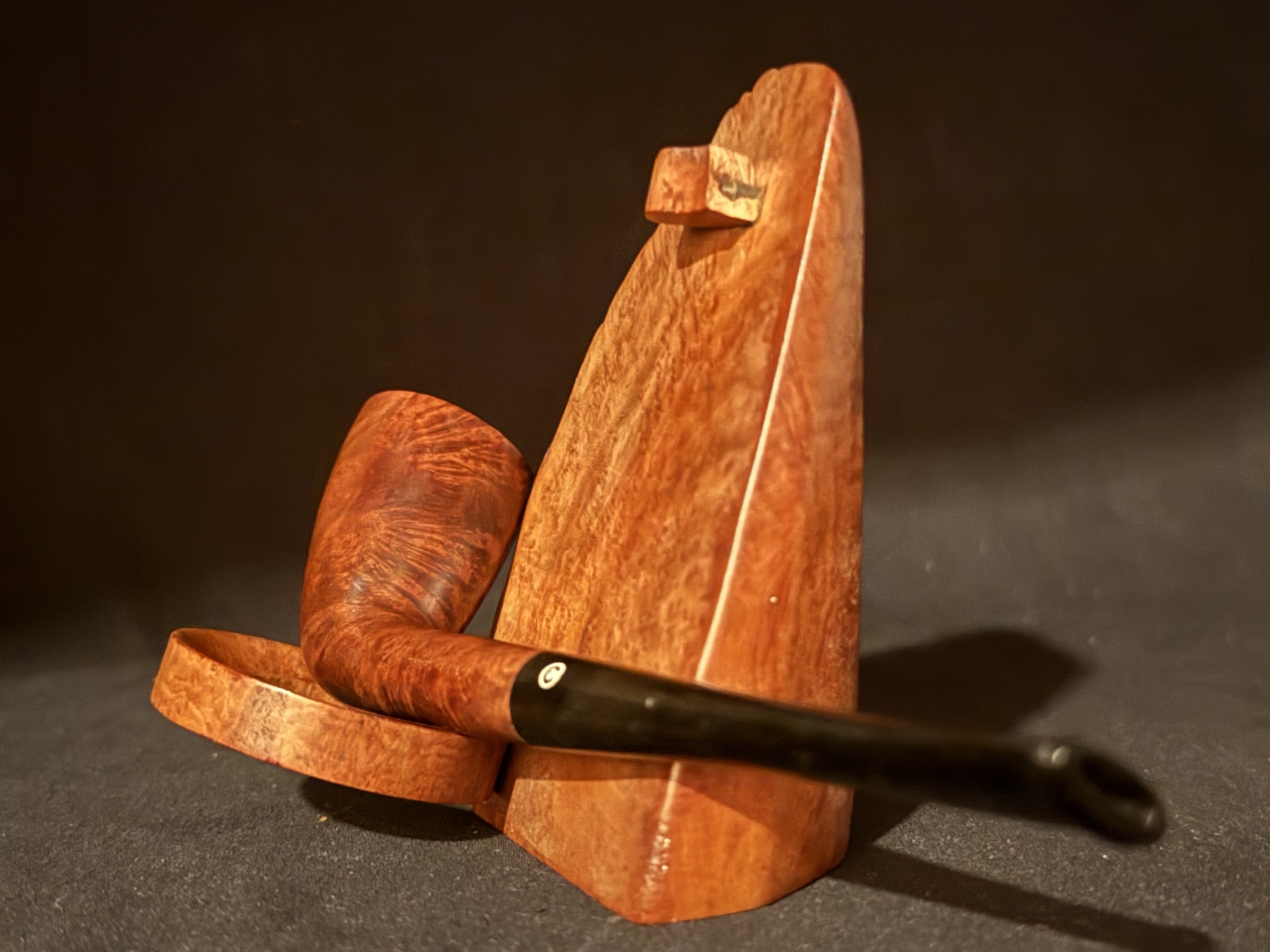 Cavarelle Best Briar model 105