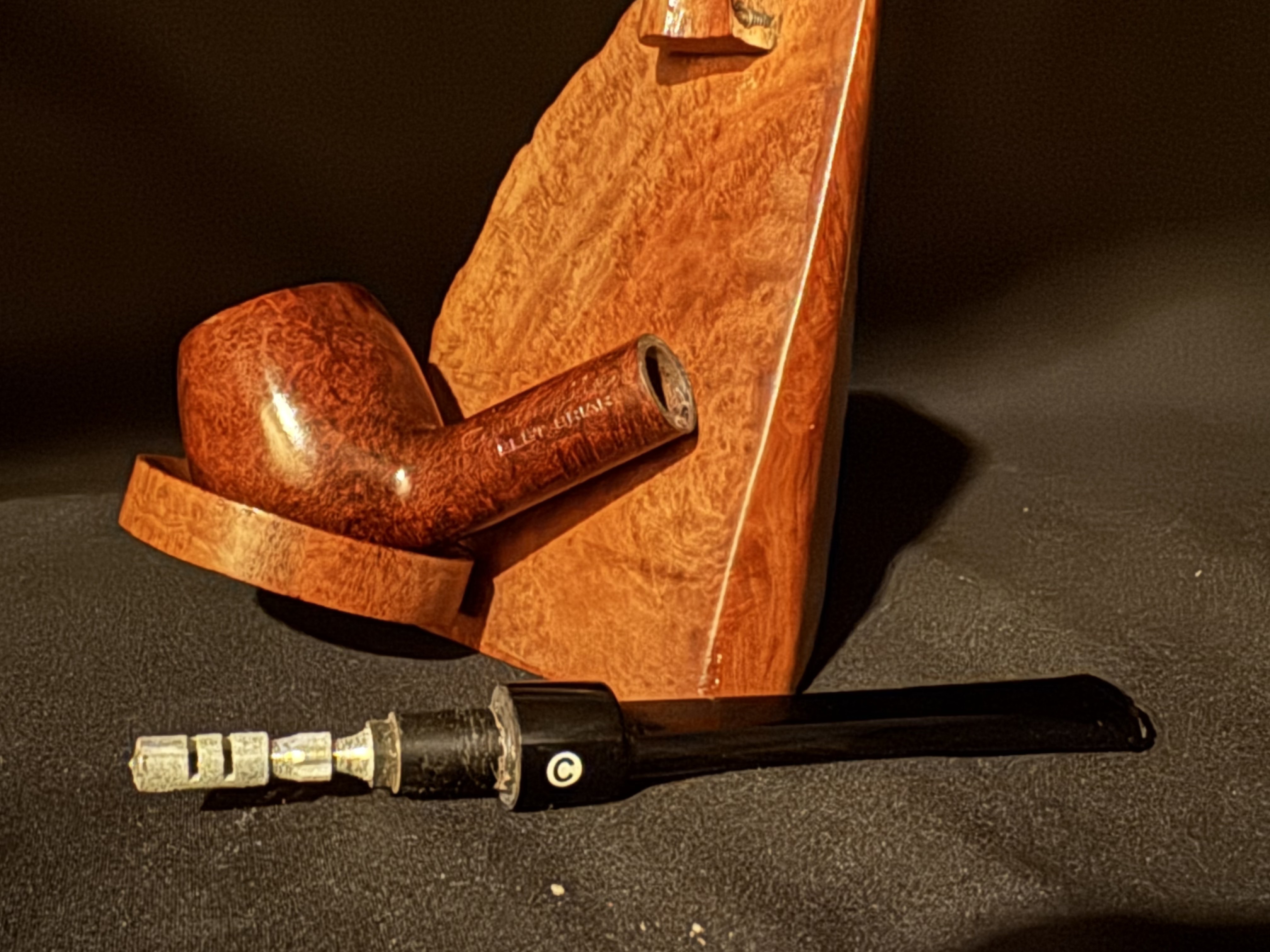 Cavarelle Best Briar 115 Smooth Apple Acrylic Stem Unsmoked Italy Estate Pipe 9
