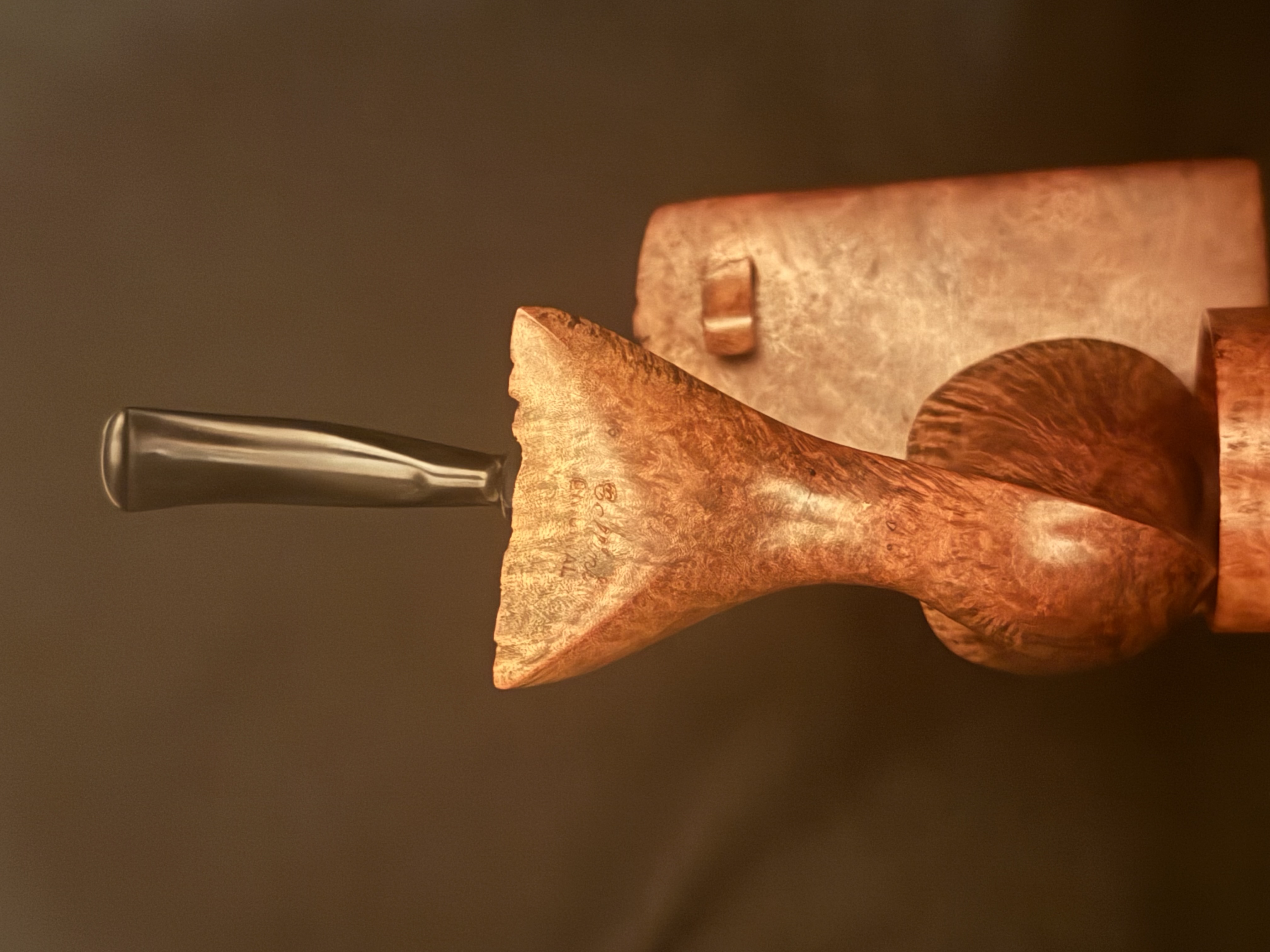 Cellini Original 165mm Block Grain Plateau Estate Pipe 4