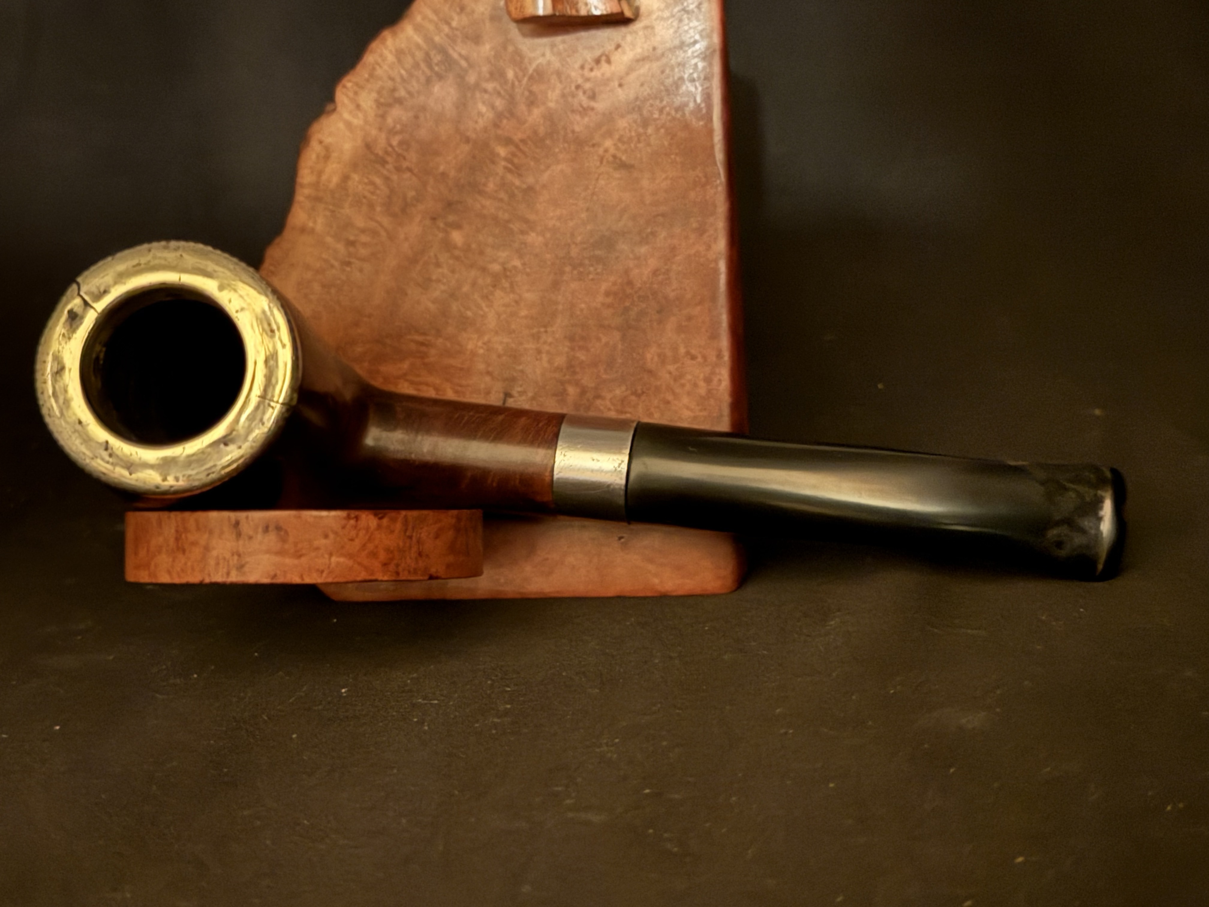Chacom Custom 913 Billiard Pipe, Silver Rim Cap, Fishtail Bit, Box and Sleeve 17