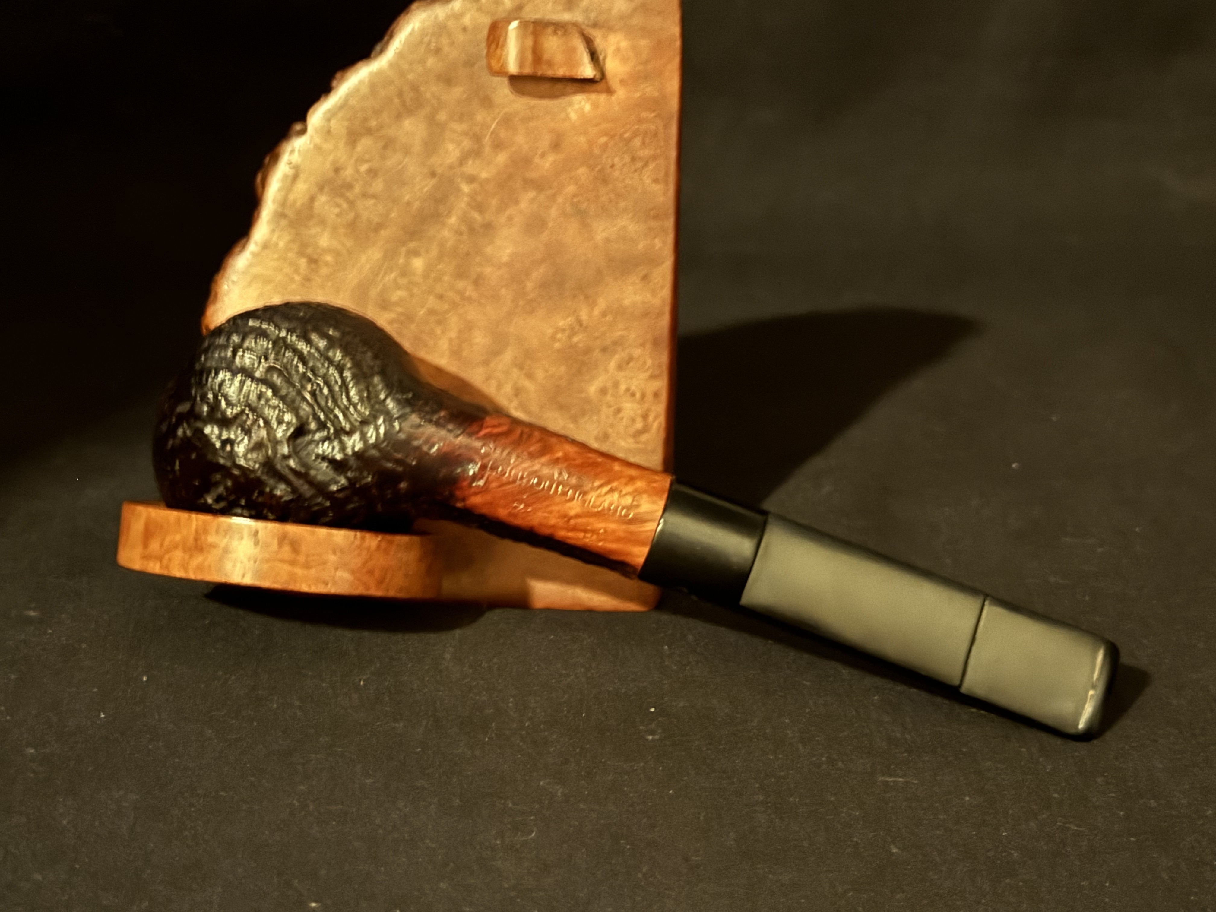 Charatan's Make Special Rhodesian 323/9DC Sandblast Estate Pipe, 1955-1980 6