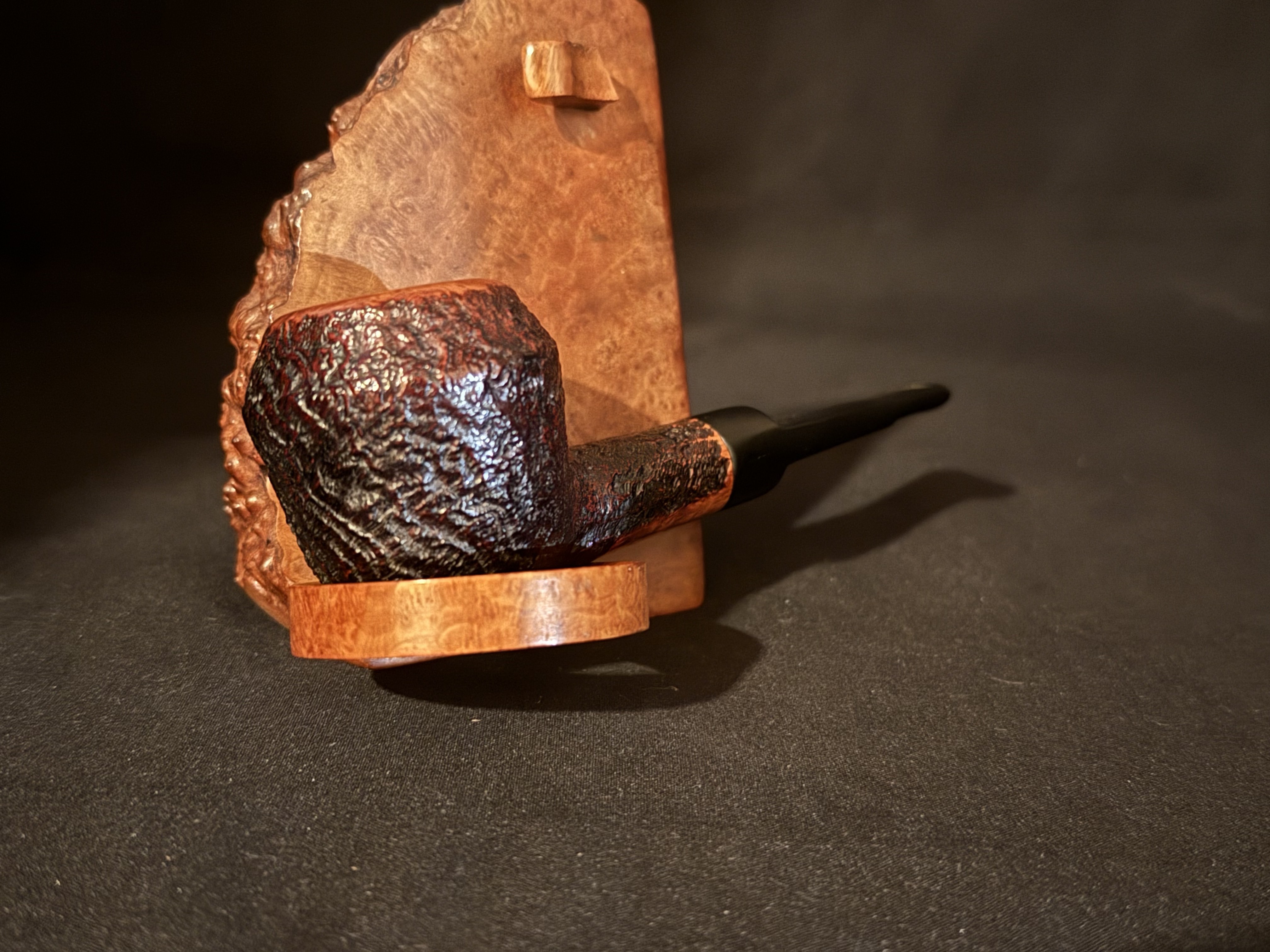 Charatan's Make Special Rhodesian 323/9DC Sandblast Estate Pipe, 1955-1980 10