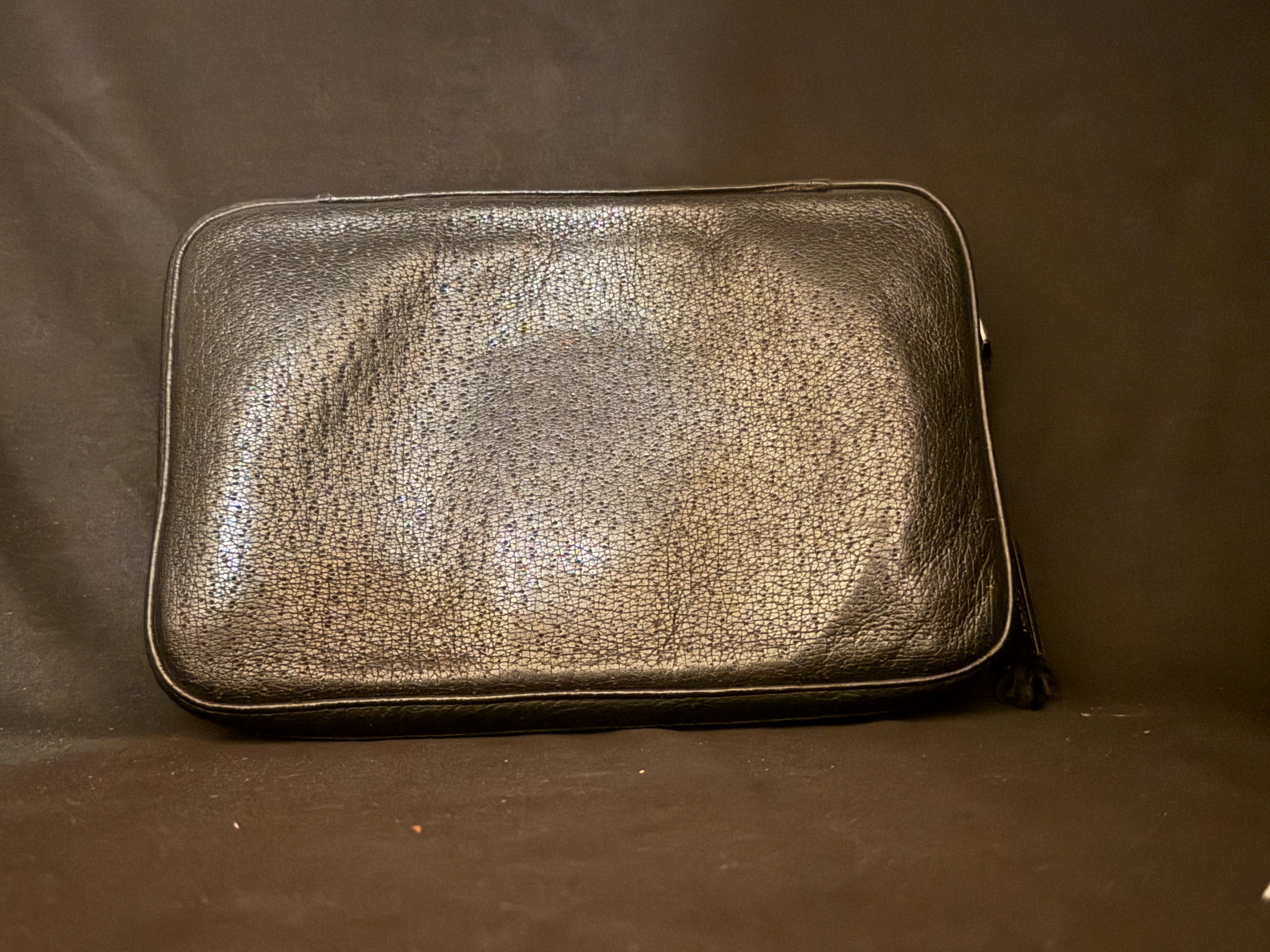 Charlotta München Black Leather Pipe Bag for 4 Pipes, Tobacco Tin and Cleaner 4