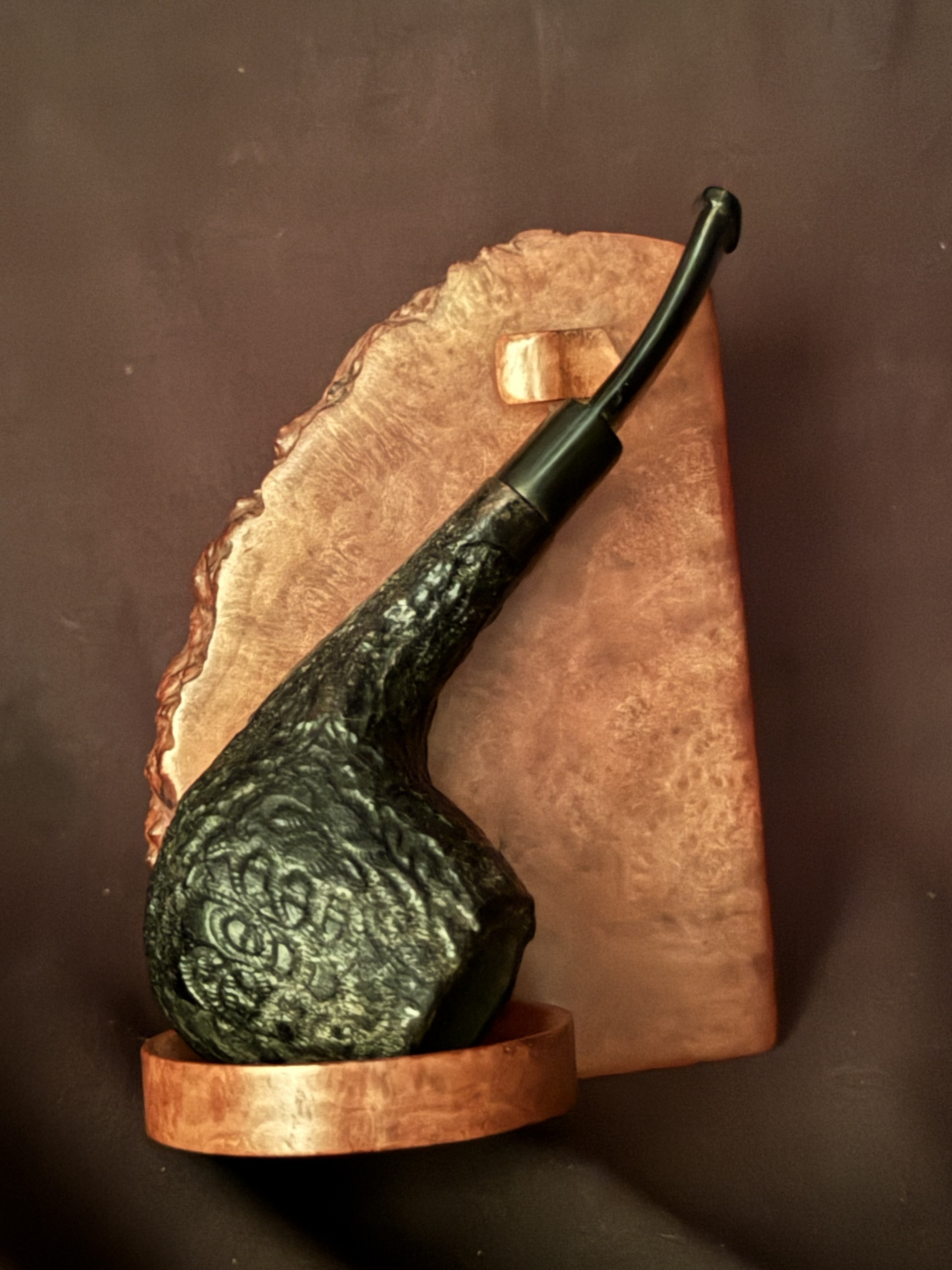 Compact Italian Sandblast Black Nosewarmer Short Apple Saddle Stem Estate Pipe