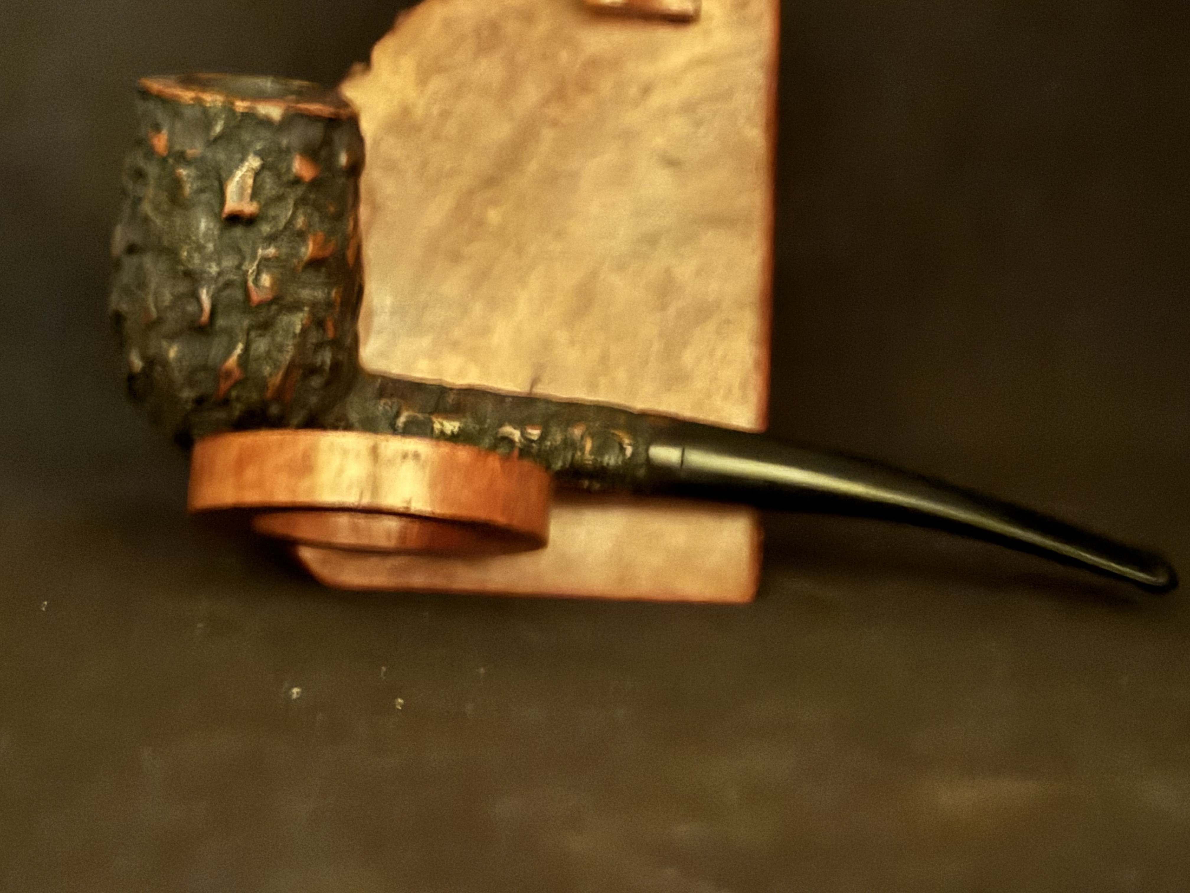 Stubby Pipe Real Briar - Craggy Straight Billiard, Vulcanite Fishtail Stem, Estate Pipe 5