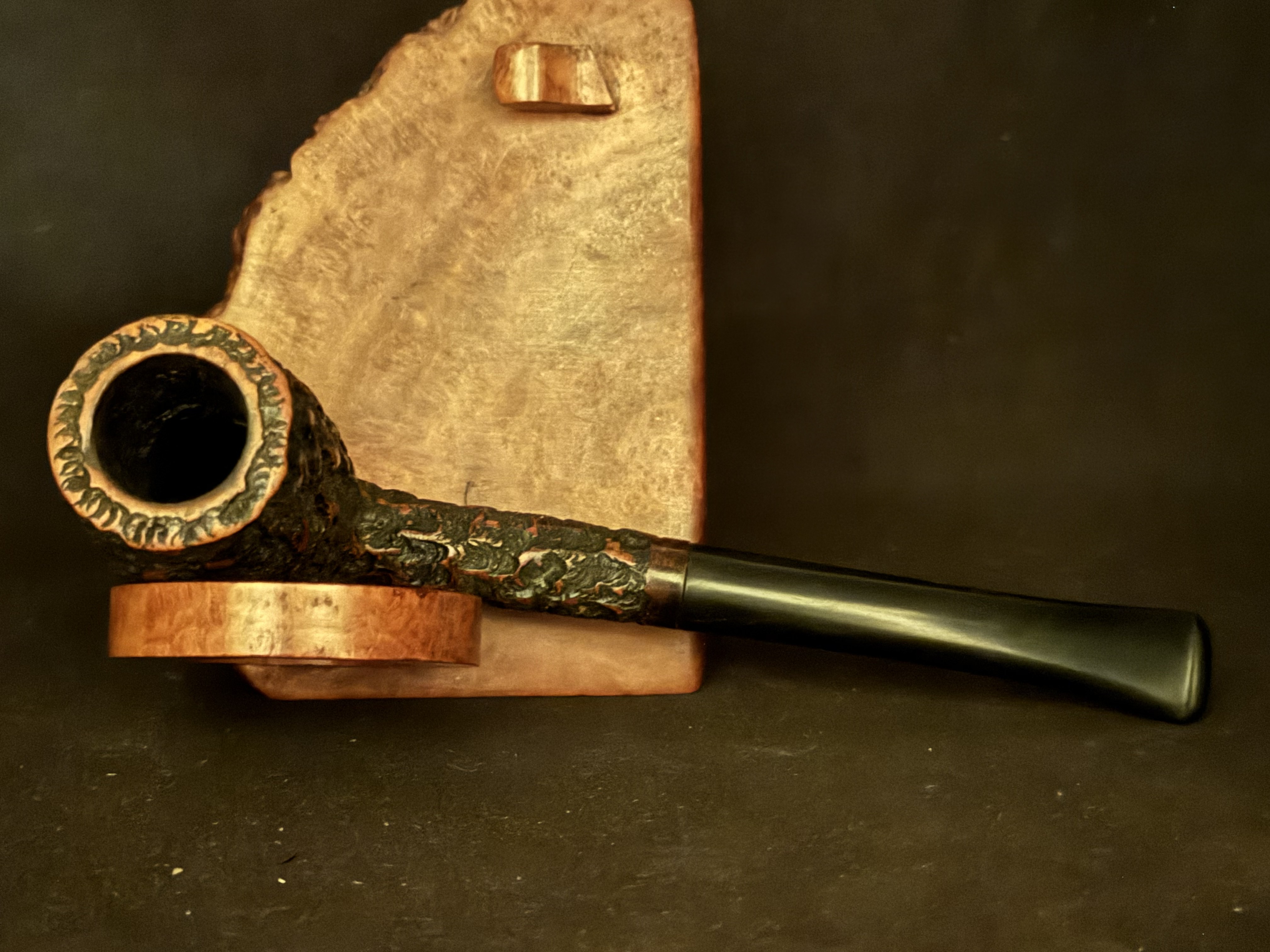 Stubby Pipe Real Briar - Craggy Straight Billiard, Vulcanite Fishtail Stem, Estate Pipe 7